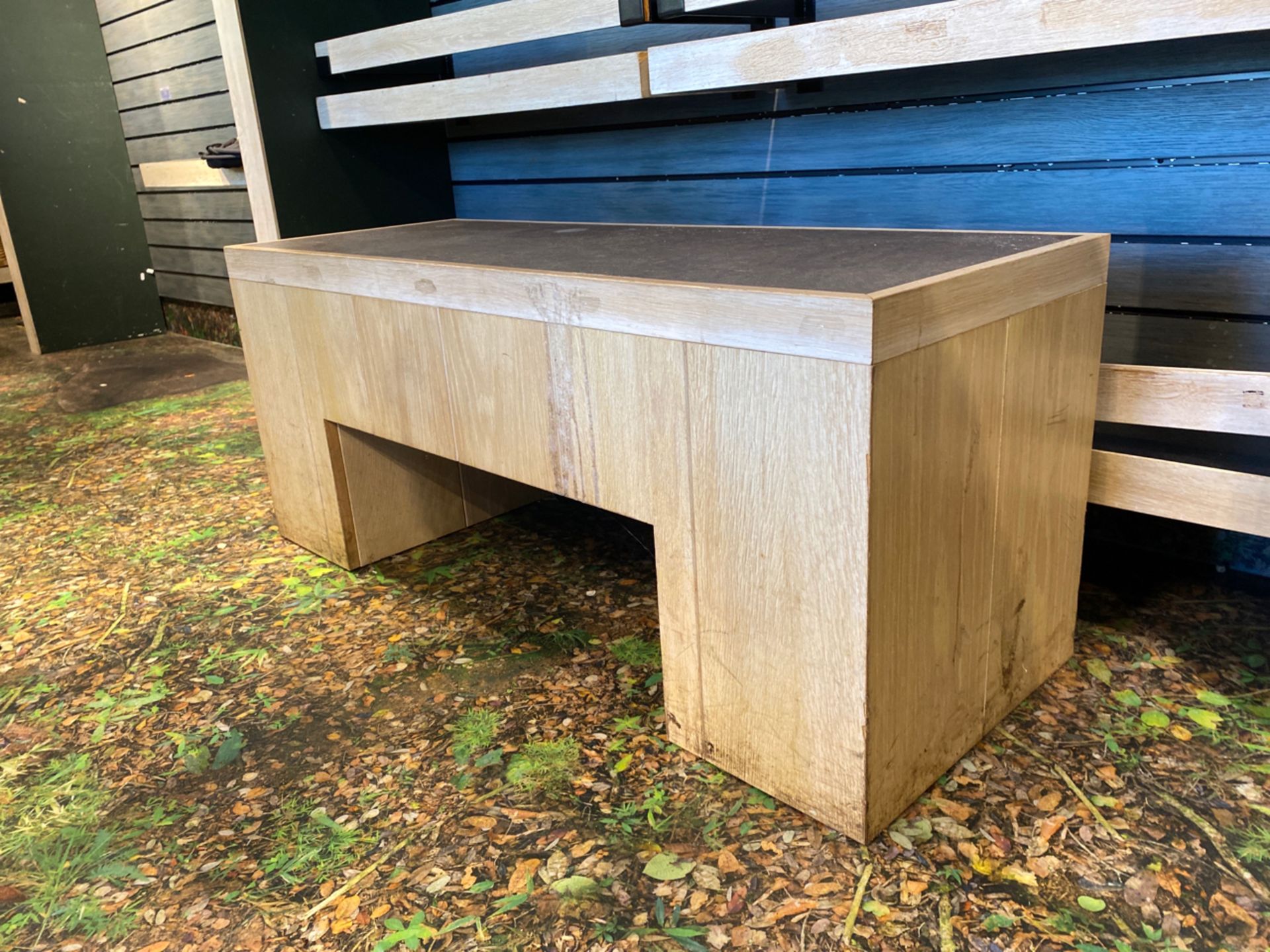 Wooden Display Bench X4 - Bild 3 aus 4