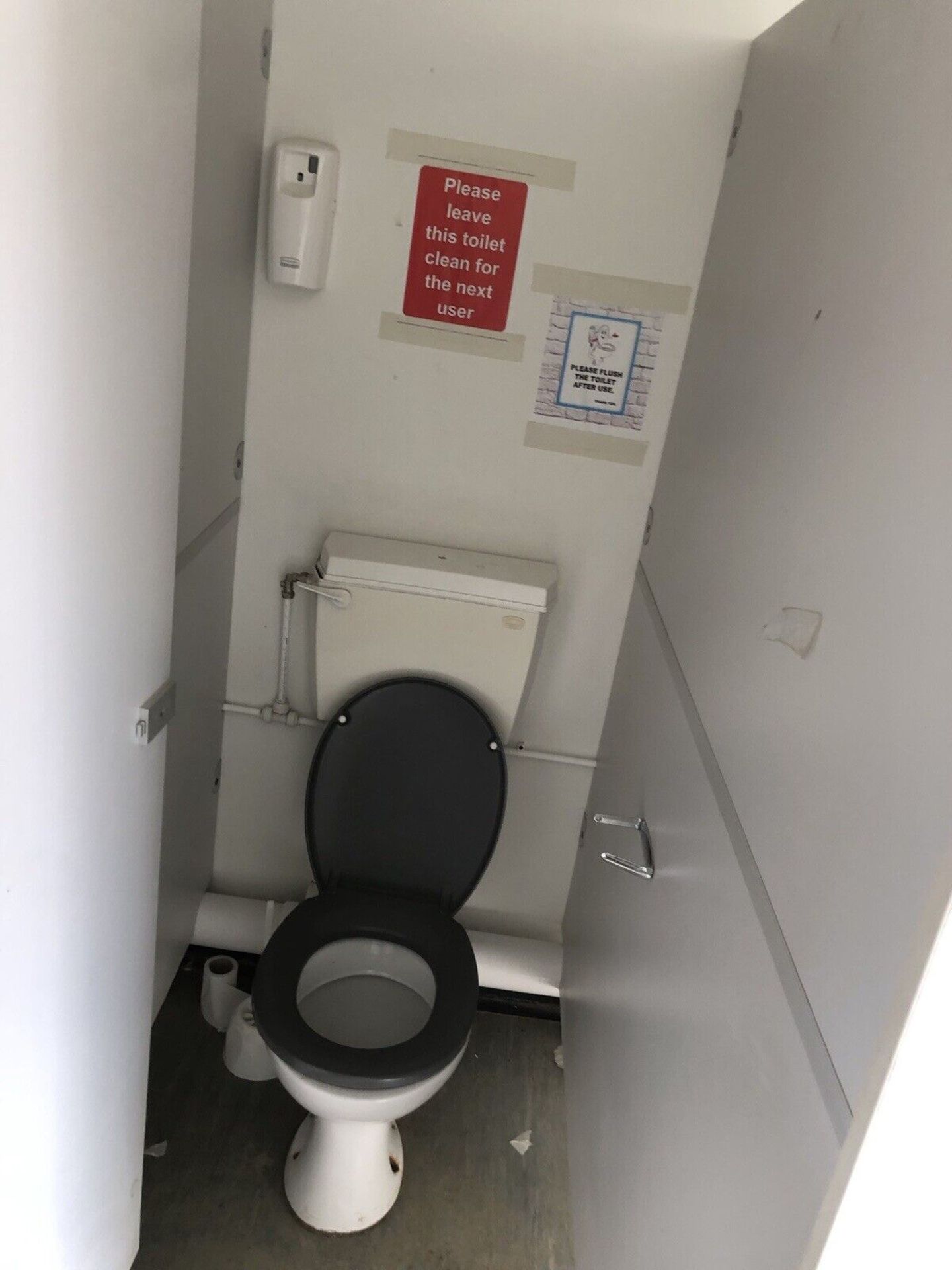 Portable Toilet Block With Shower Disabled Wheelch - Image 6 of 10