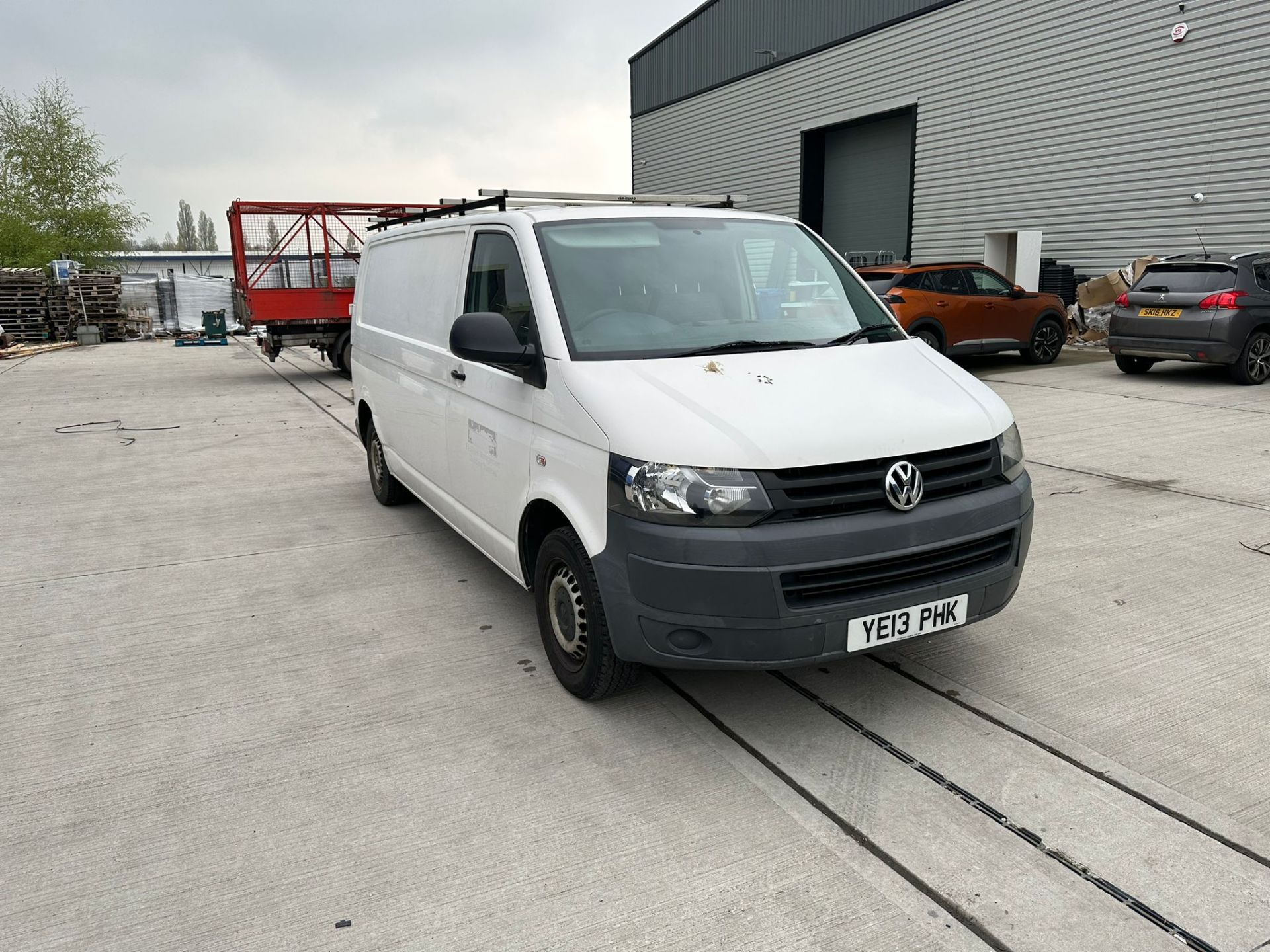 2013 Volkswagen Transporter (Ex Council Fleet Vehicle) Interior Panel Van - Image 5 of 23