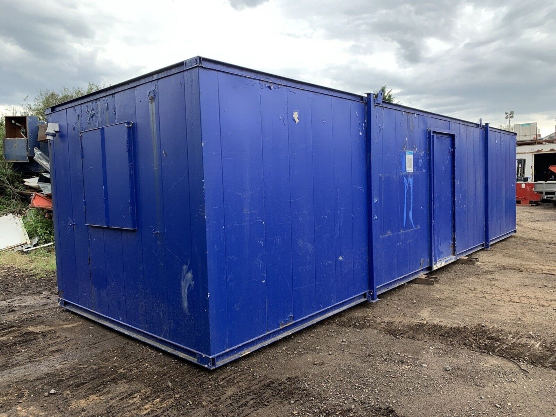 32ft Portable Office Site Cabin With Toilets, Dryi - Image 3 of 13