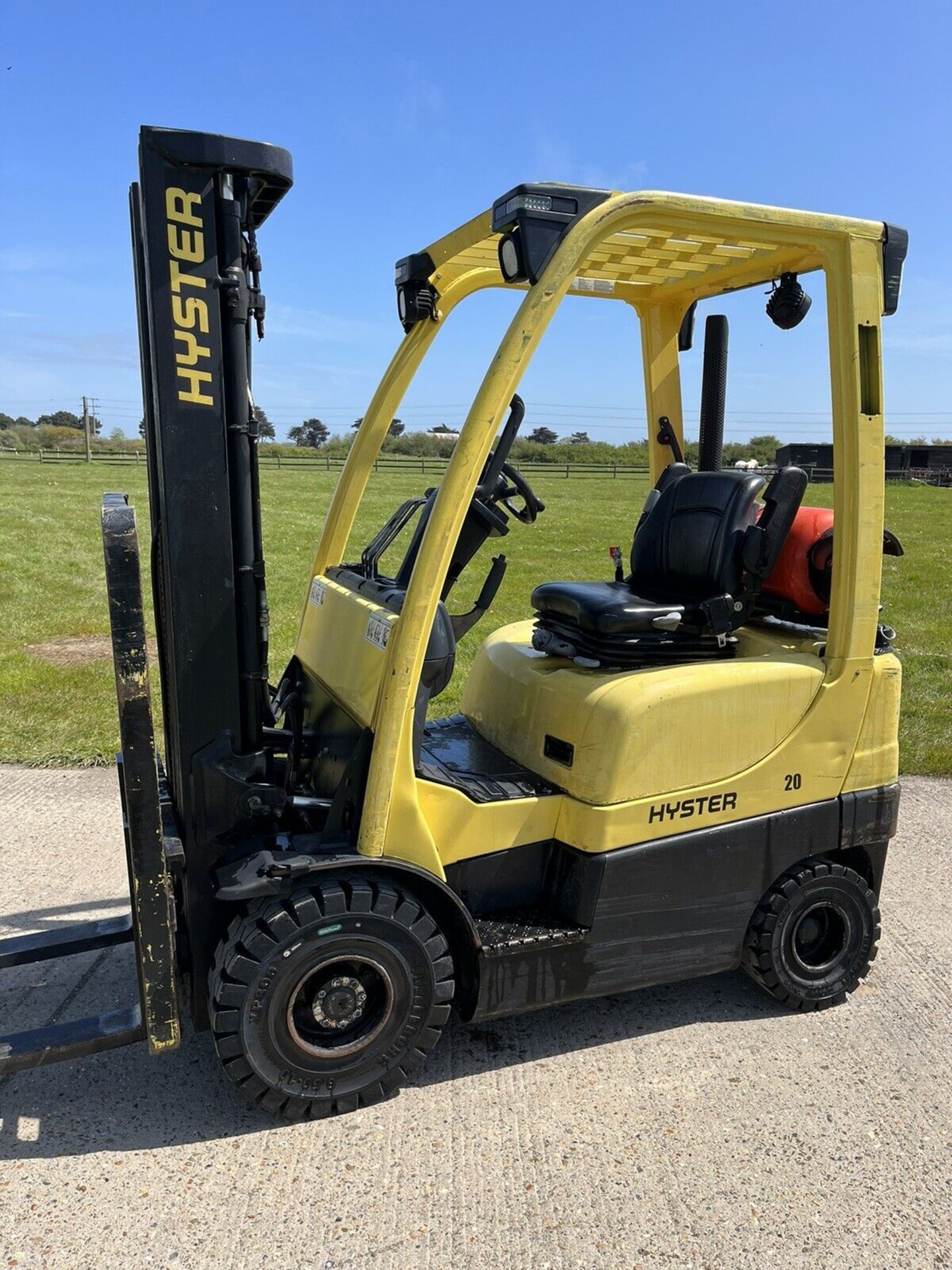 2014 Hyster 2 Tonne Gas Forklift, Container Spec - Image 3 of 6