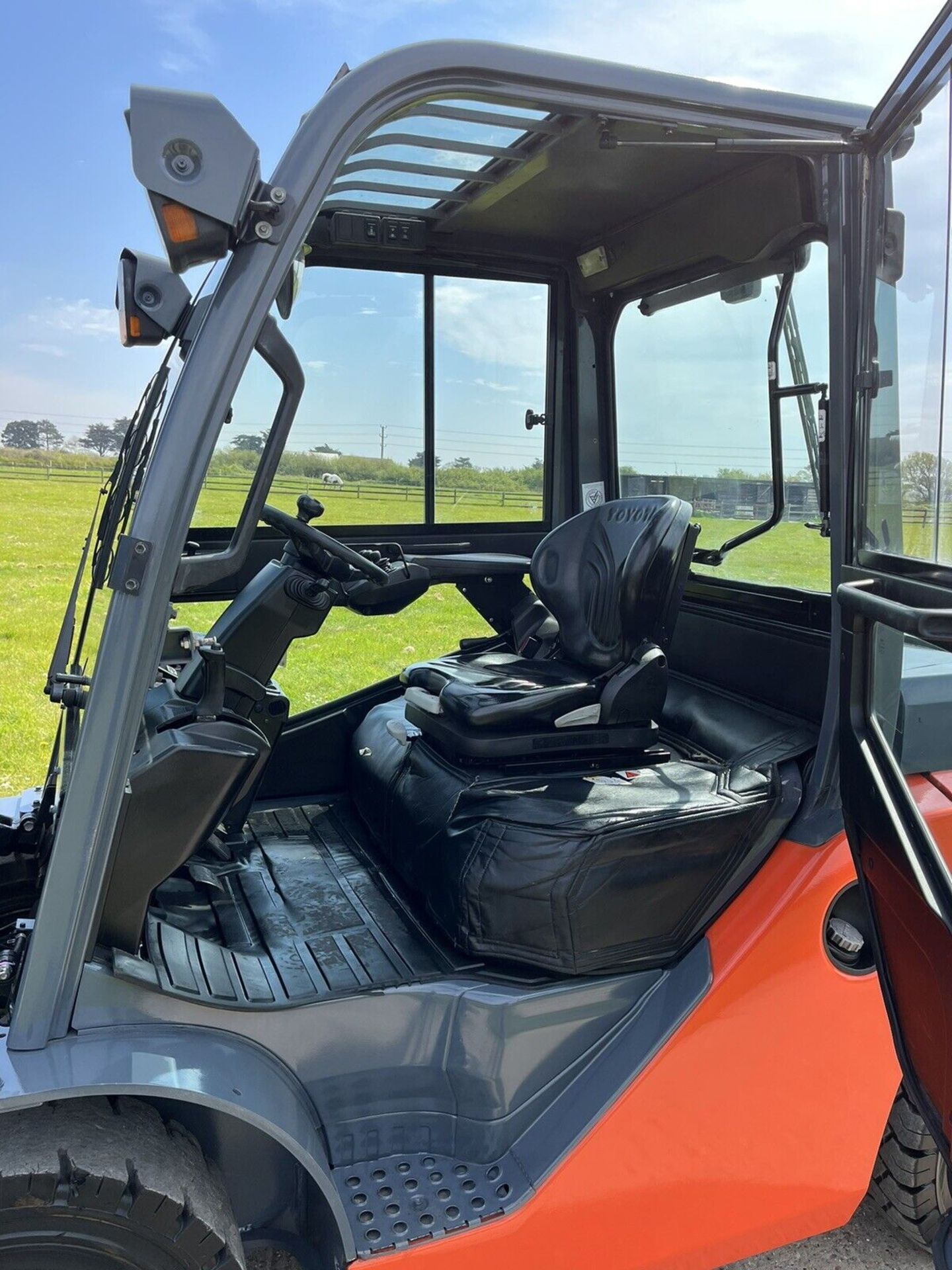 2016 Toyota 40-8FD40N 4 Tonne Diesel Forklift, 4.5 Tonne at 500 Load Center - Image 7 of 8