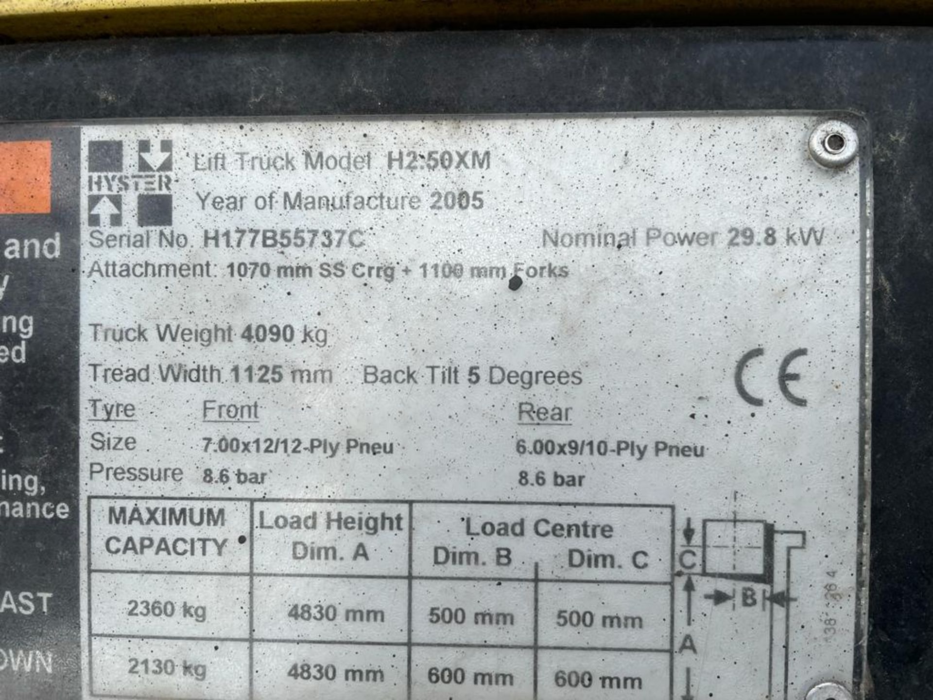 2005 Hyster 2.5 Ton Gas Forklift - Image 3 of 5