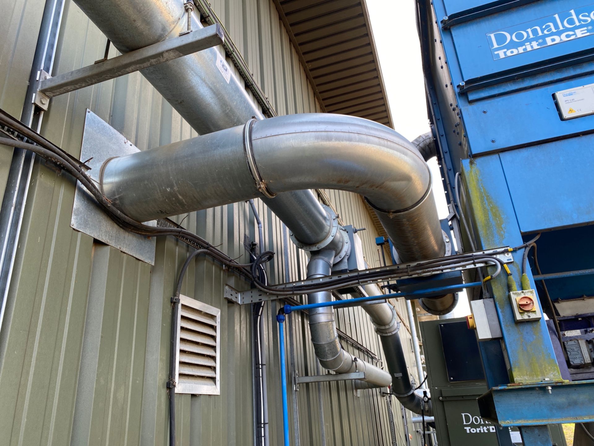 Donaldson Torit DCE Ventilation Unit/Dust Extractor with Integrated Pulse Controller - Image 12 of 12