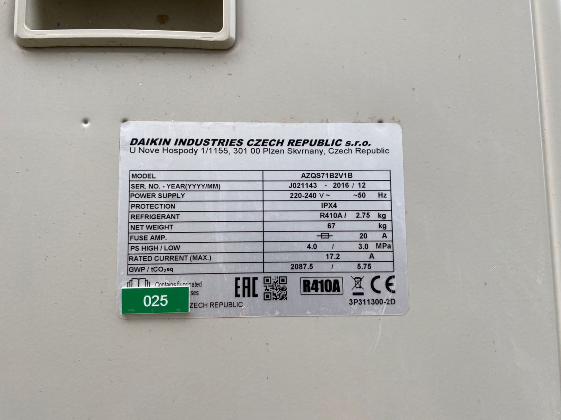 Daikin Condenser (Exterior Unit Only) - Image 2 of 3