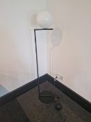 IC F2 Floor Lamp