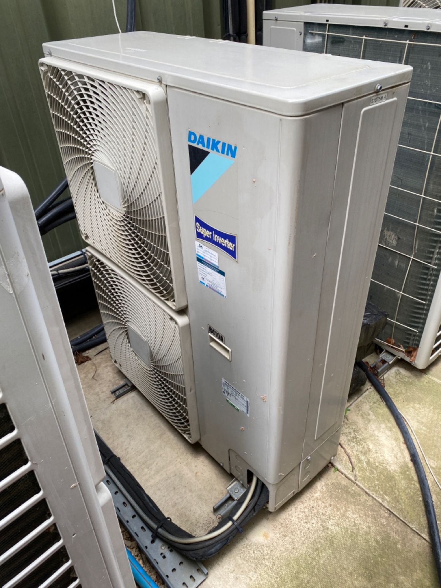 Daikin Super Inverter Condenser (Exterior Unit Only)