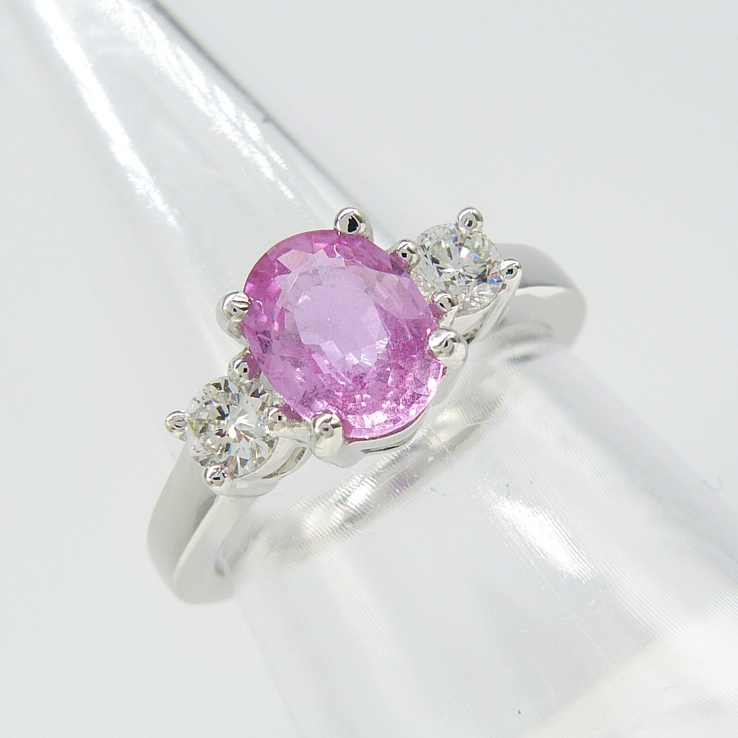 1.50 carat pink sapphire and 0.35 carat diamond 3-stone dress ring in 18ct white gold - Image 3 of 8