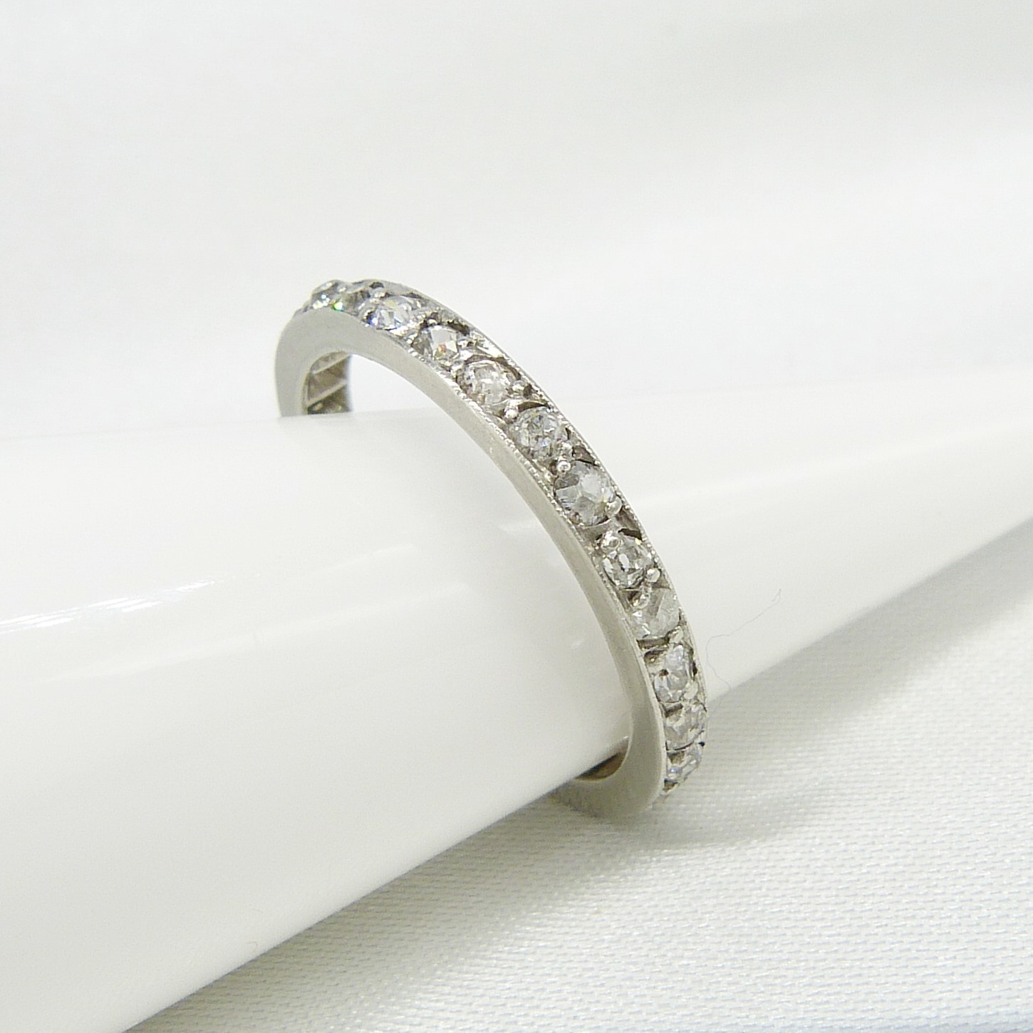 Genuine antique platinum full eternity ring set with 0.85 carats old-cut diamonds - Image 6 of 8