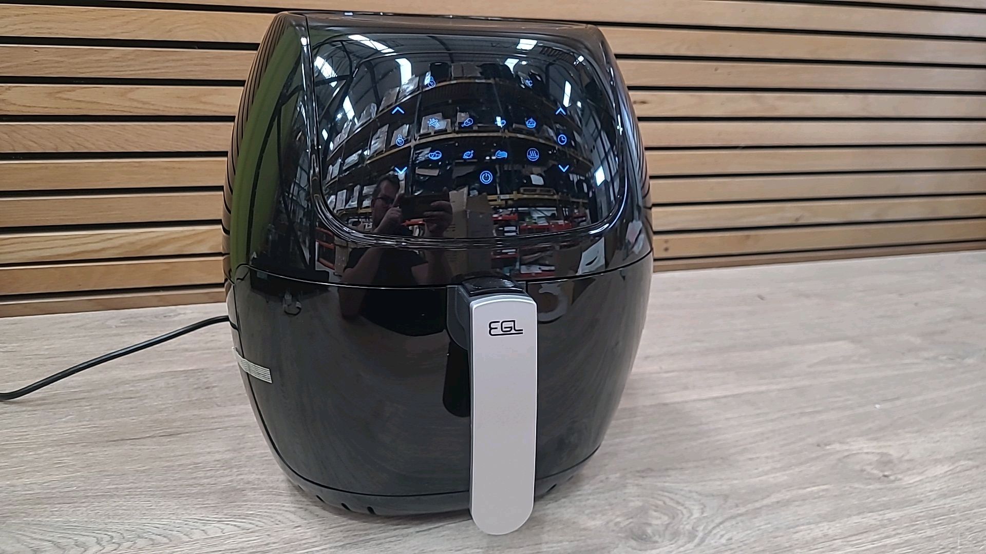 EGL 6 LITRE DIGITAL AIR FRYER - Image 2 of 7