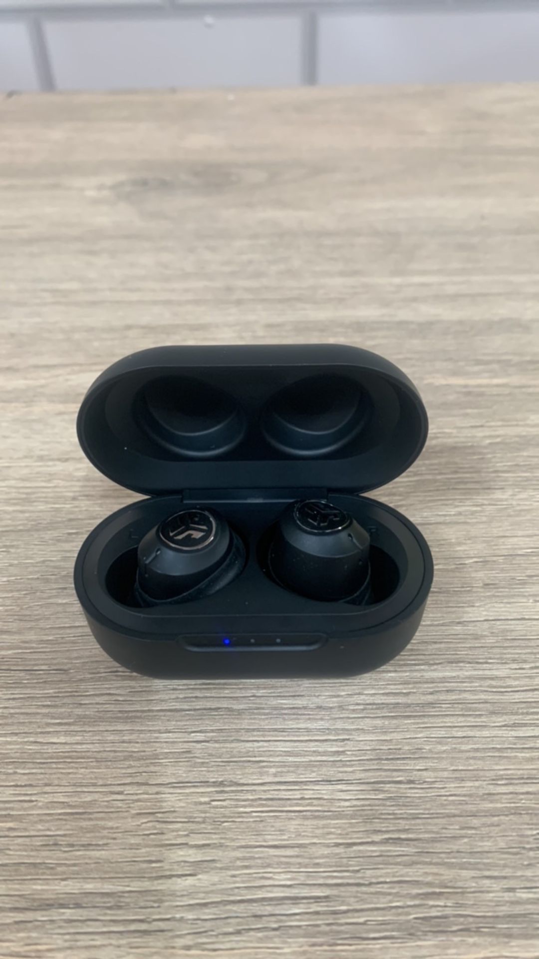 JLAB JBUDS AIR ANC TRUE WIRELESS EARBUDS - Image 2 of 3