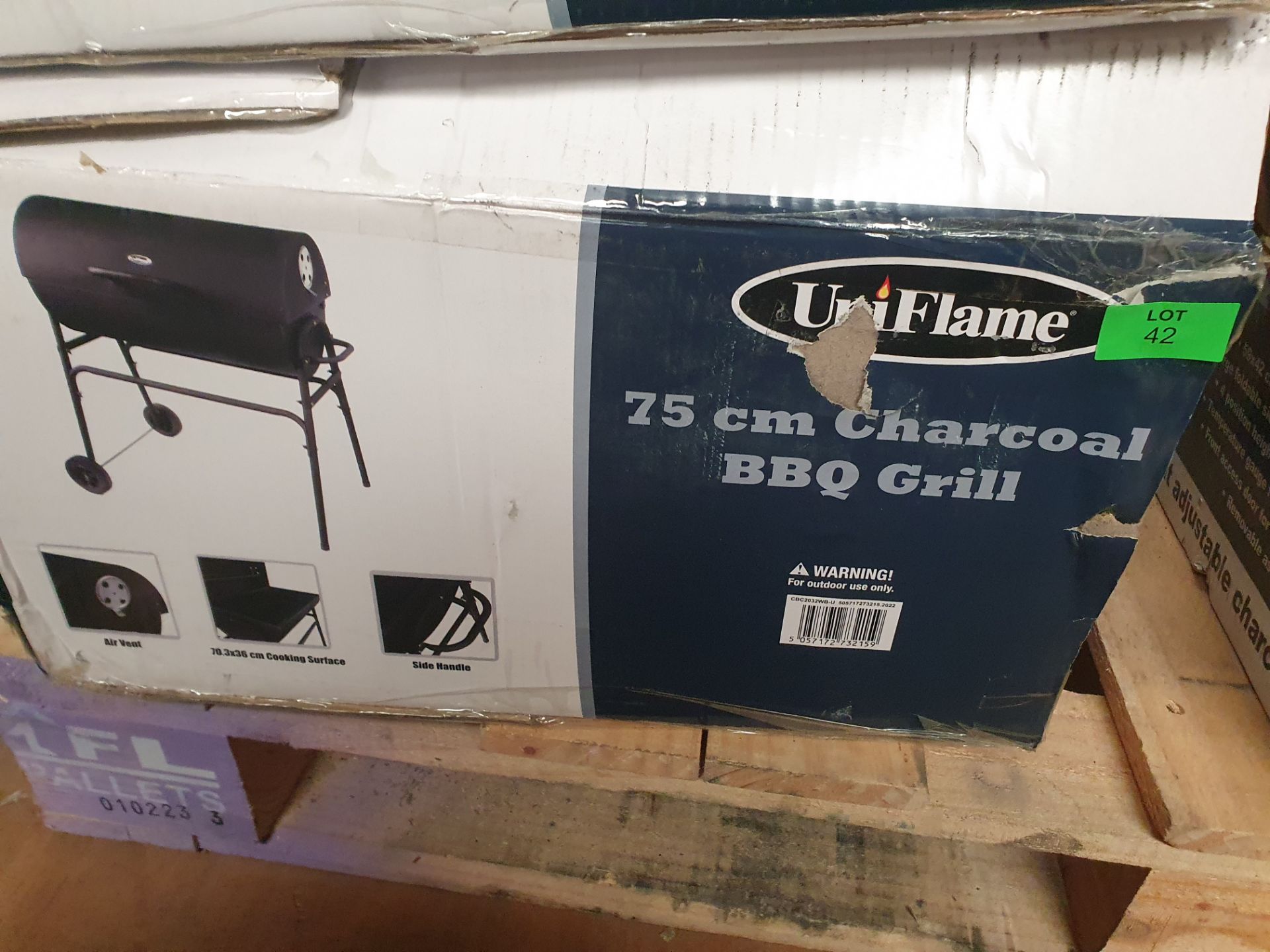 Uniflame 75cmm Charcoal BBQ Barrel Grill - Image 3 of 3
