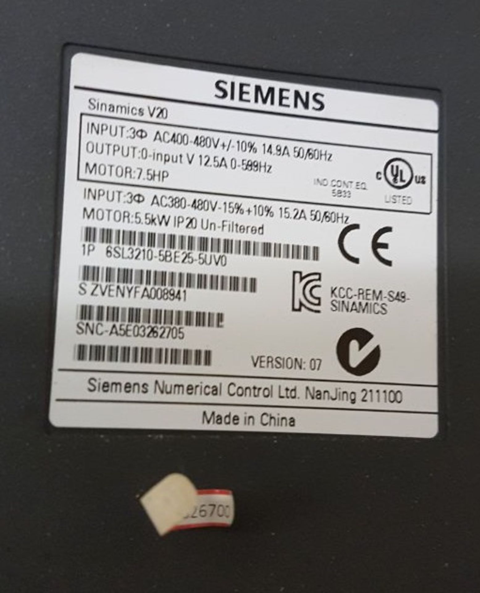 1 x 5.5kW Siemens Sinamics V20 inverter - Image 2 of 2