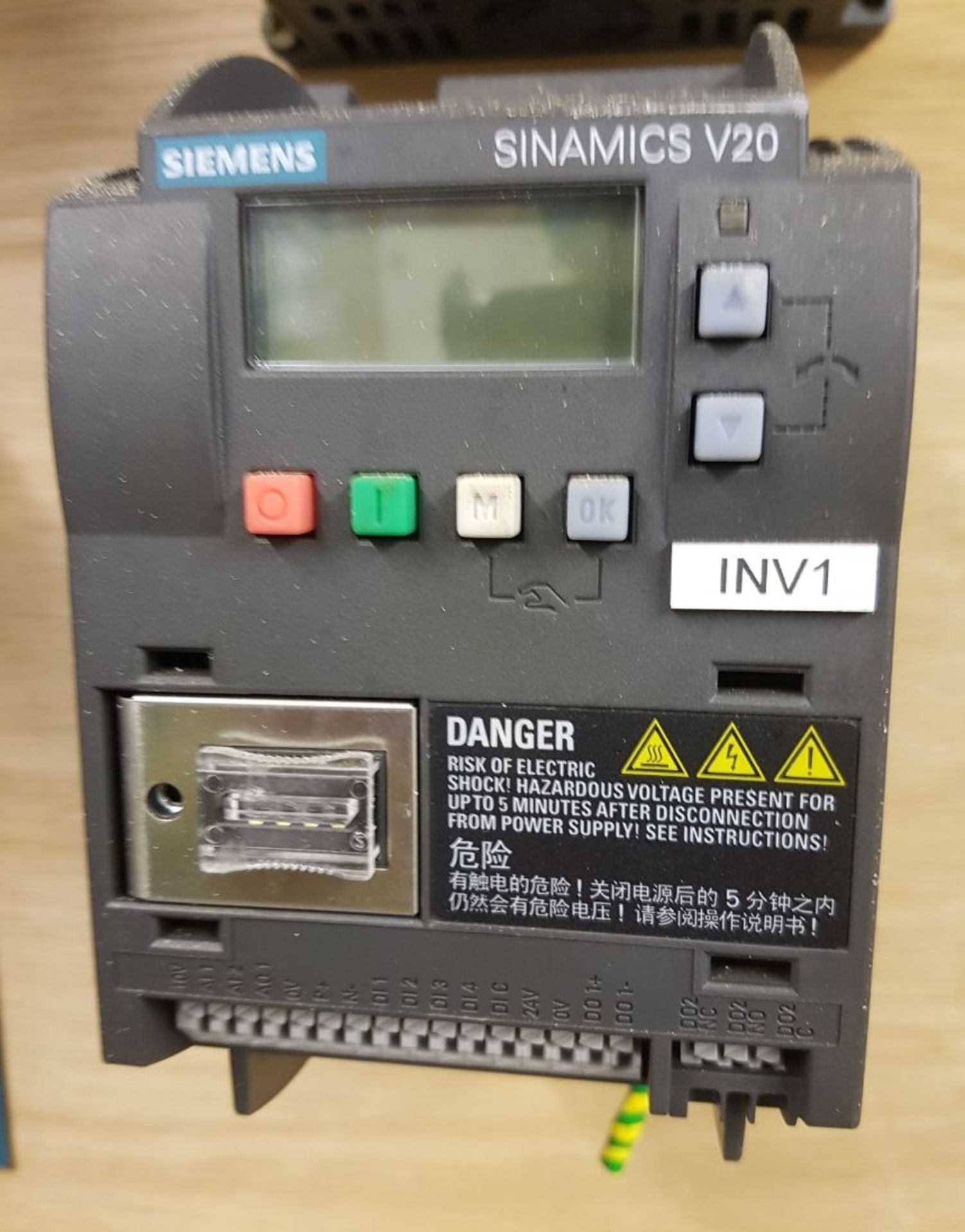 1 x 1.5kW Siemens Sinamics V20 inverter