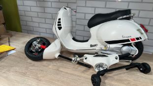 KIDS RIDE ON MOTORCYCLE 6V WITH LED