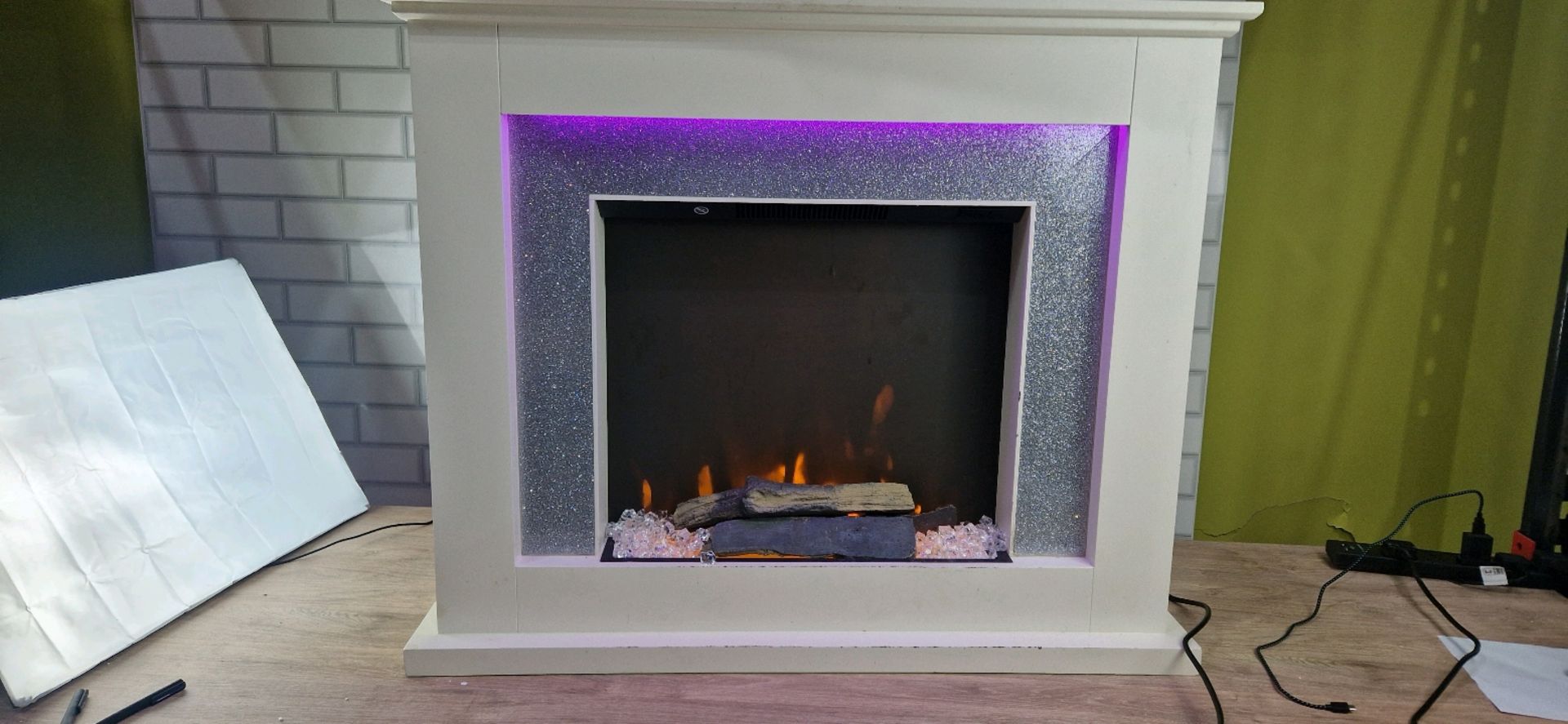 STUDIO SPARKLE ELECTRIC FIRE SUITE-CREAM - Image 2 of 4