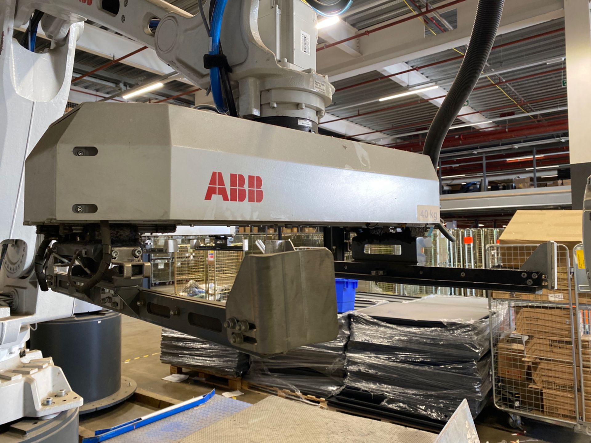 ABB AB IRB460 Palletizing Robot - Image 11 of 12