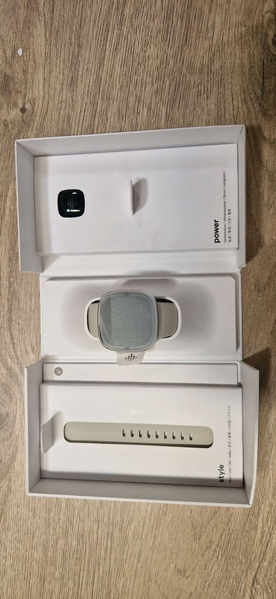 FITBIT SENSE 2 LUNAR WHITE PLATINUM