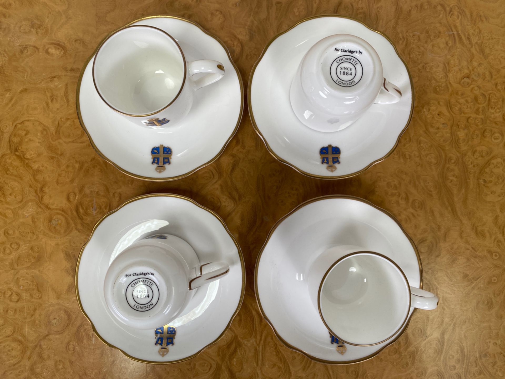 Set of Claridge's Crested Crockery - Image 5 of 44