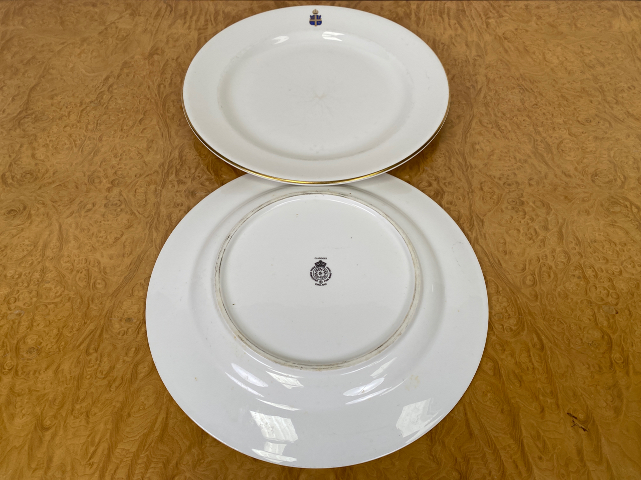 Set of Crested Crockery for Claridge's by Chommette 1884 - Image 26 of 36