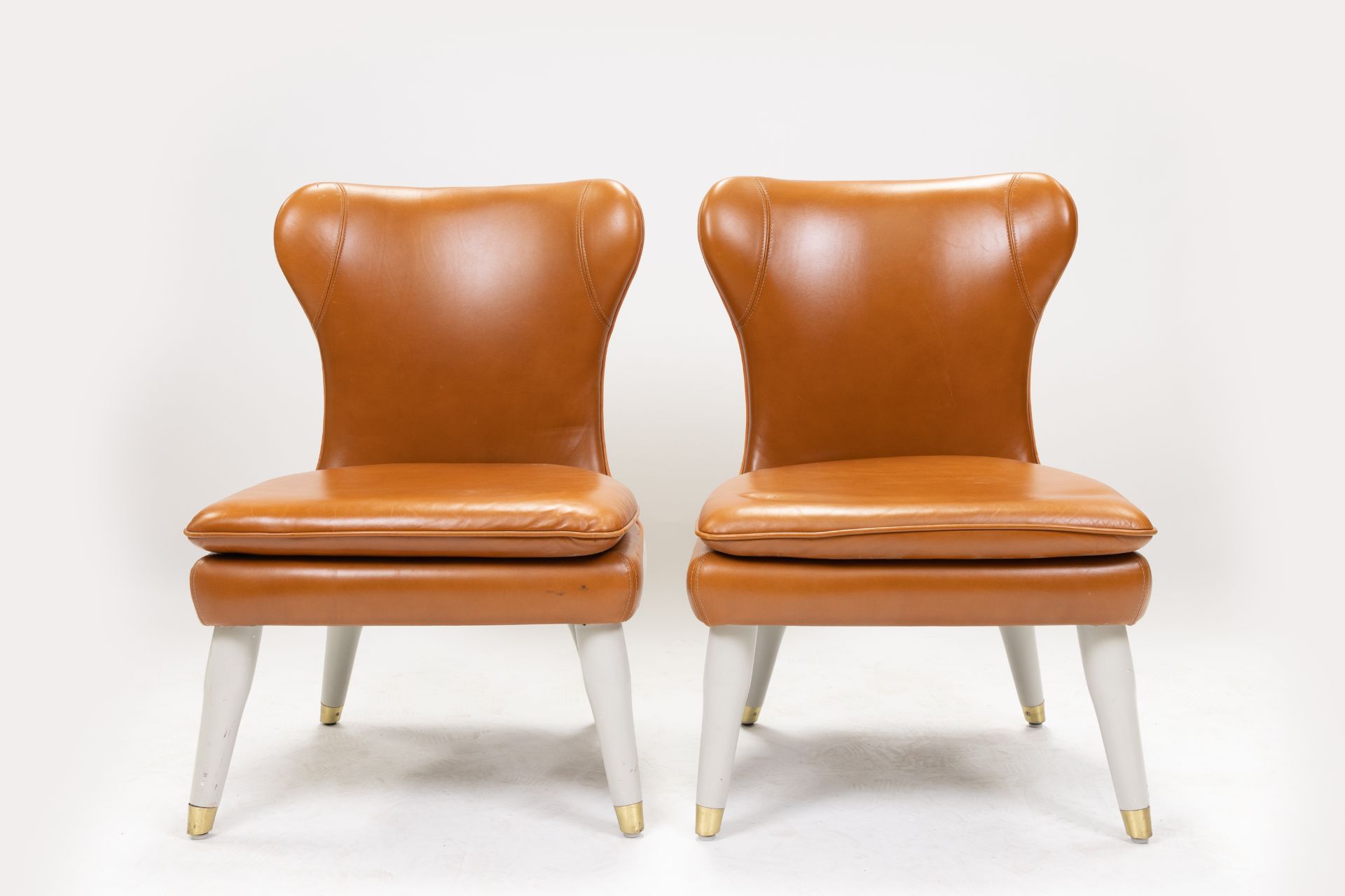 Pair of Ben Whistler Leather Chairs Designed for The Berkeley - Bild 2 aus 5