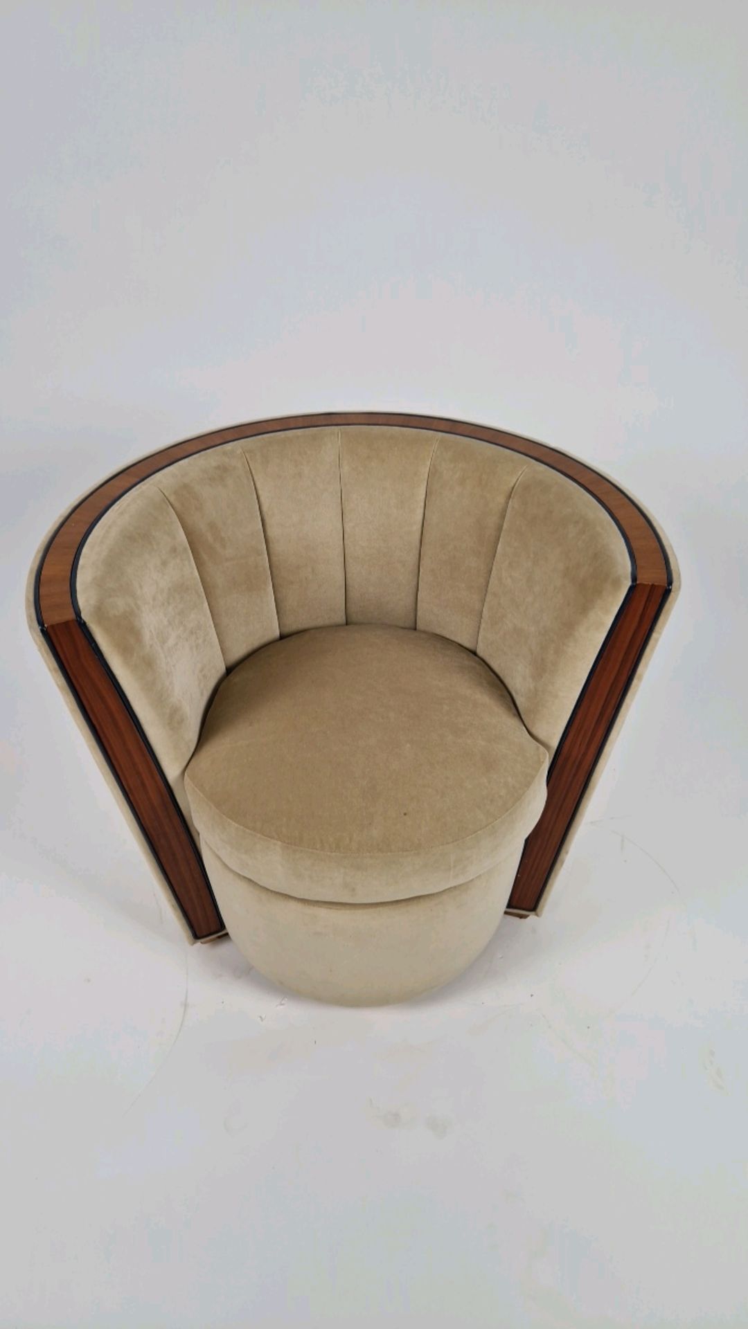 Bespoke Deco Tub Chair Made for Claridge's by David Linley - Bild 3 aus 11