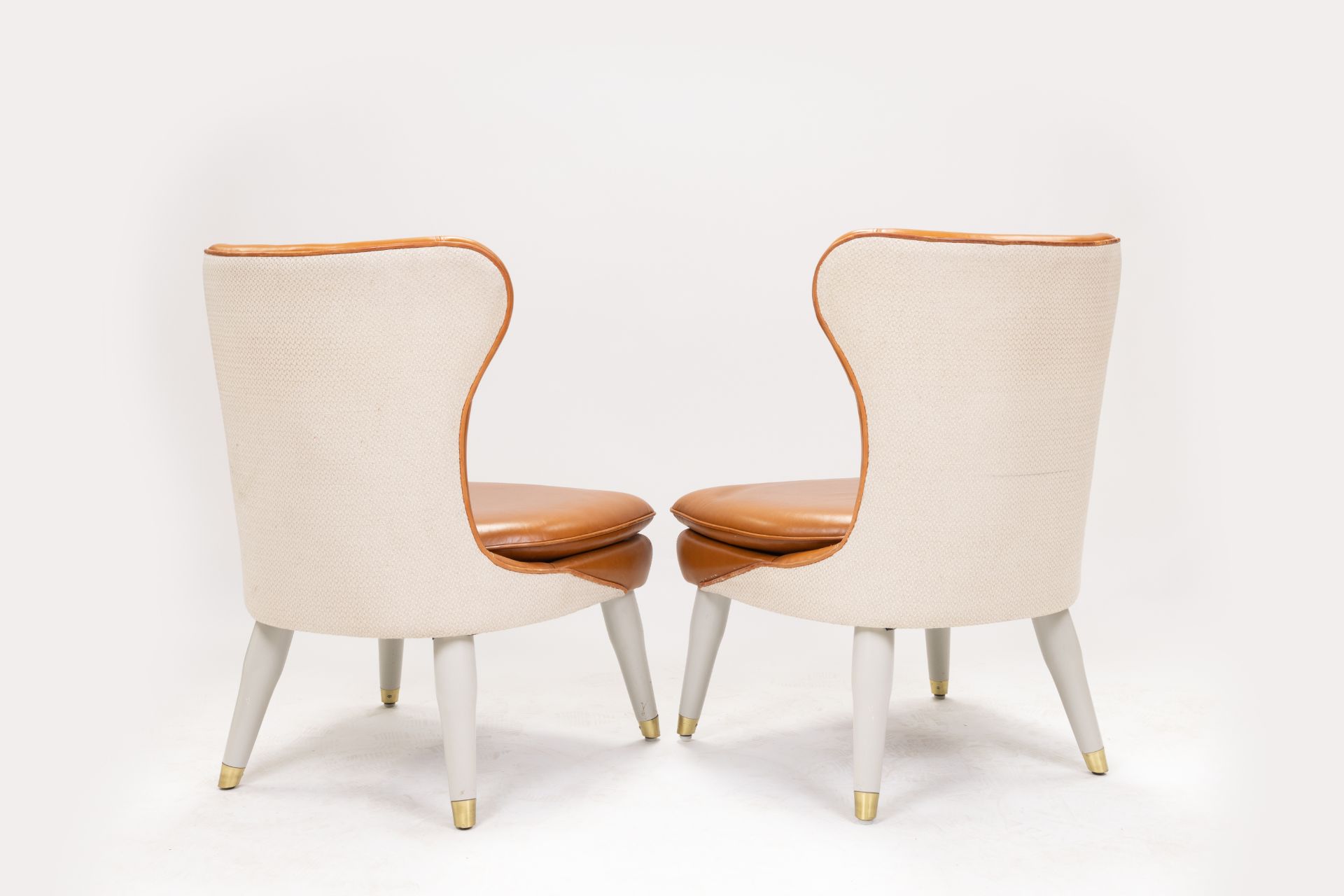 Pair of Ben Whistler Leather Chairs Designed for The Berkeley - Bild 5 aus 5