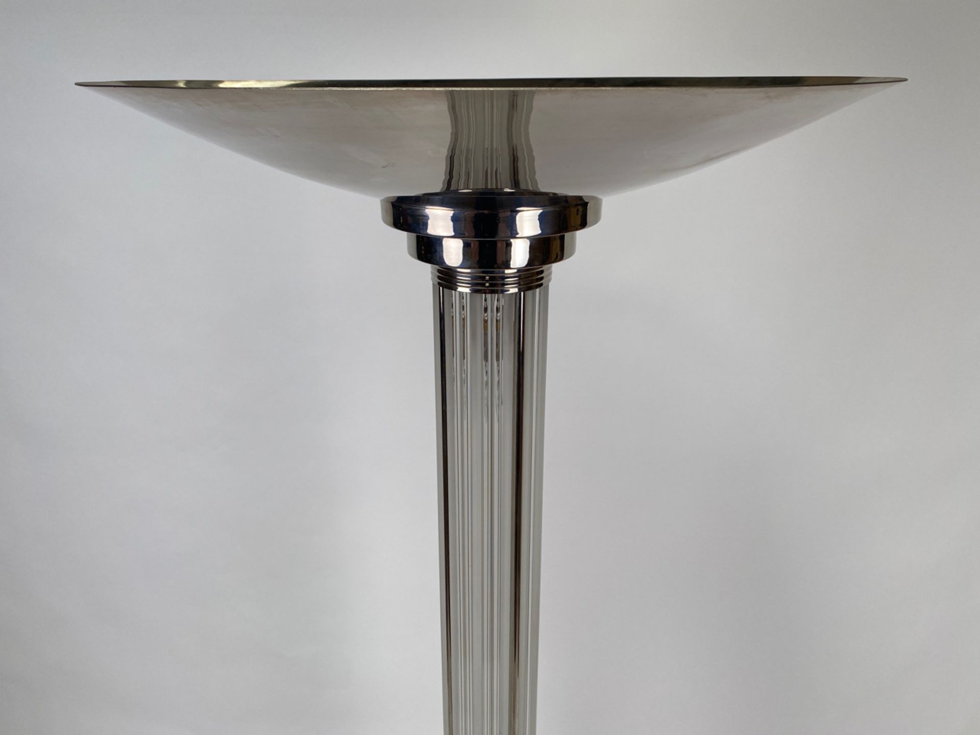 Art Deco Style Model le Mons Glass Rods, Chrome, and Black Lacquer Floor Lamp - Image 6 of 7