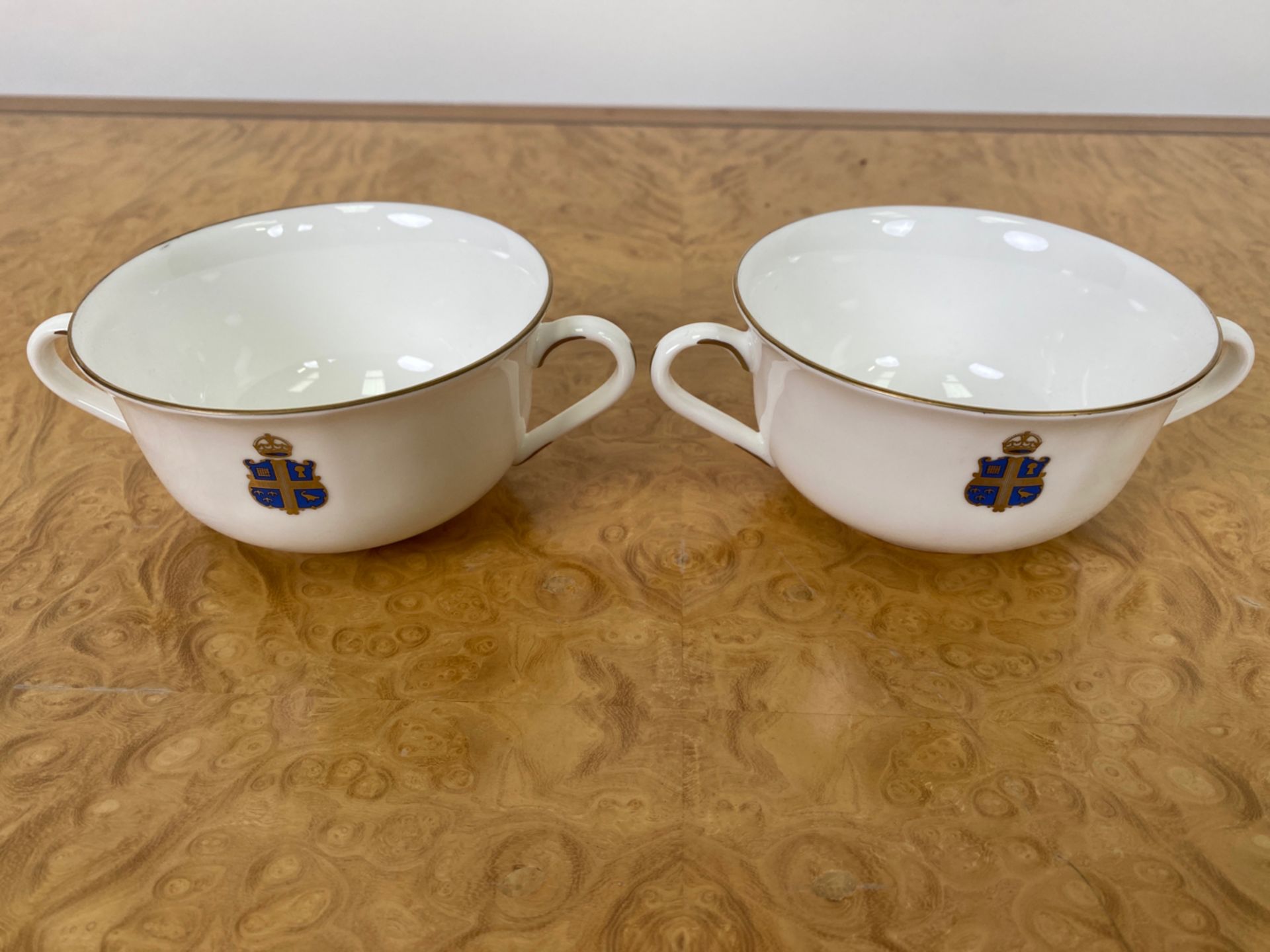 Set of Crested Crockery for Claridge's by Chommette 1884 - Image 30 of 31