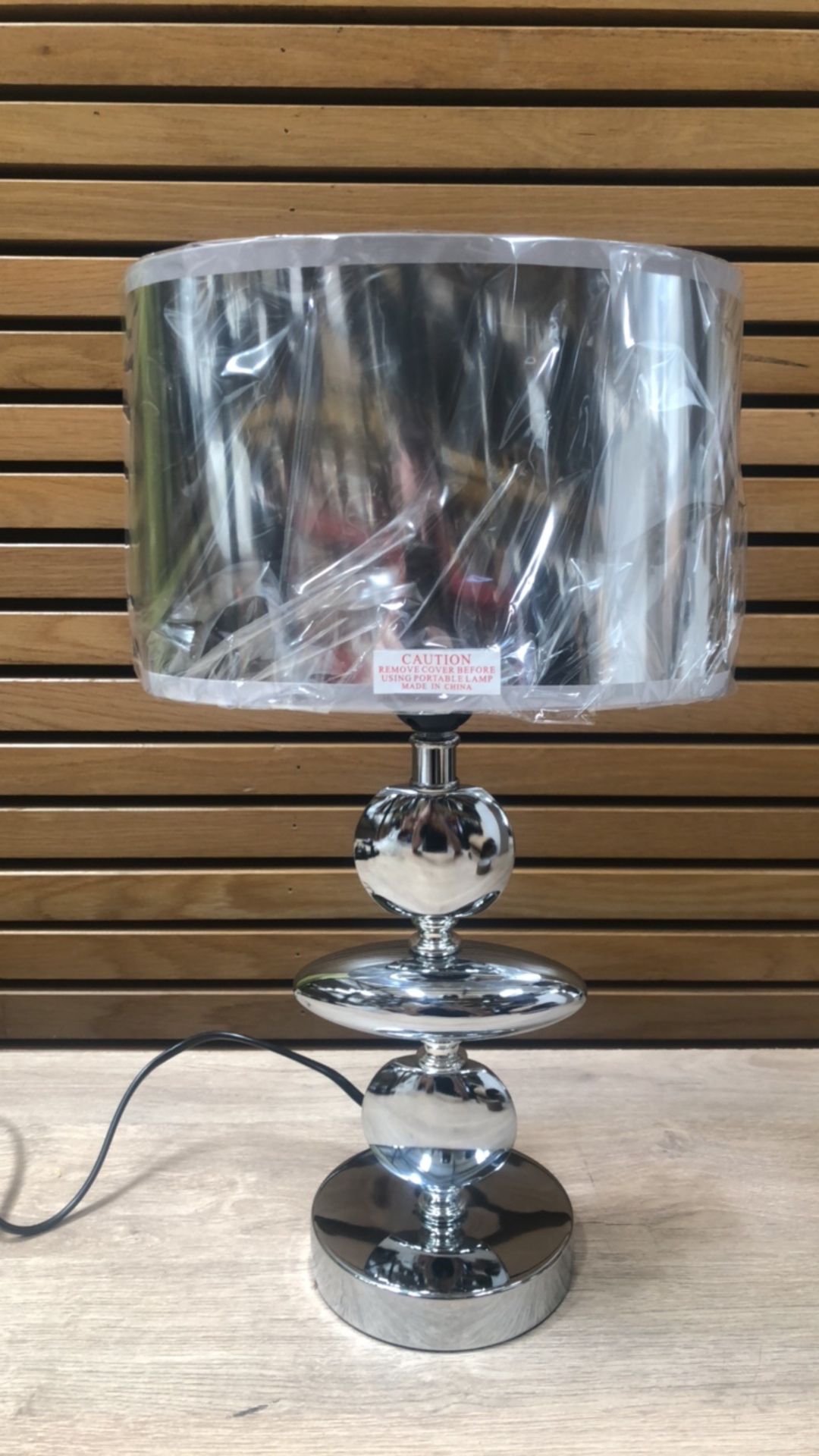 METAL PEBBLES TABLE LAMP