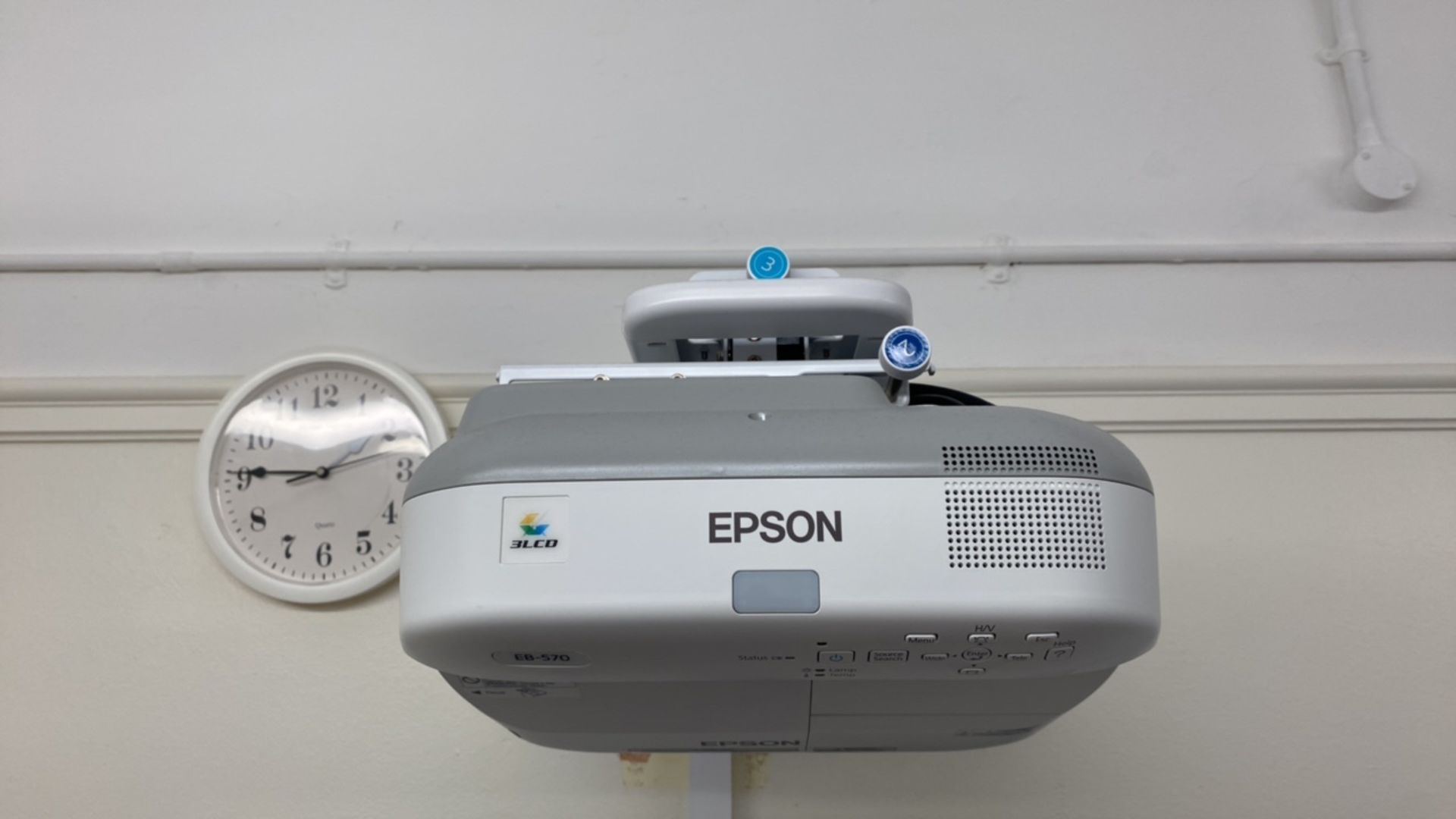 Epson EB-570 Projector - Image 4 of 5