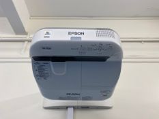 Epson EB-575W Projector
