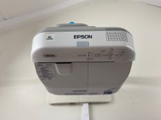 Epson EB-570 Projector
