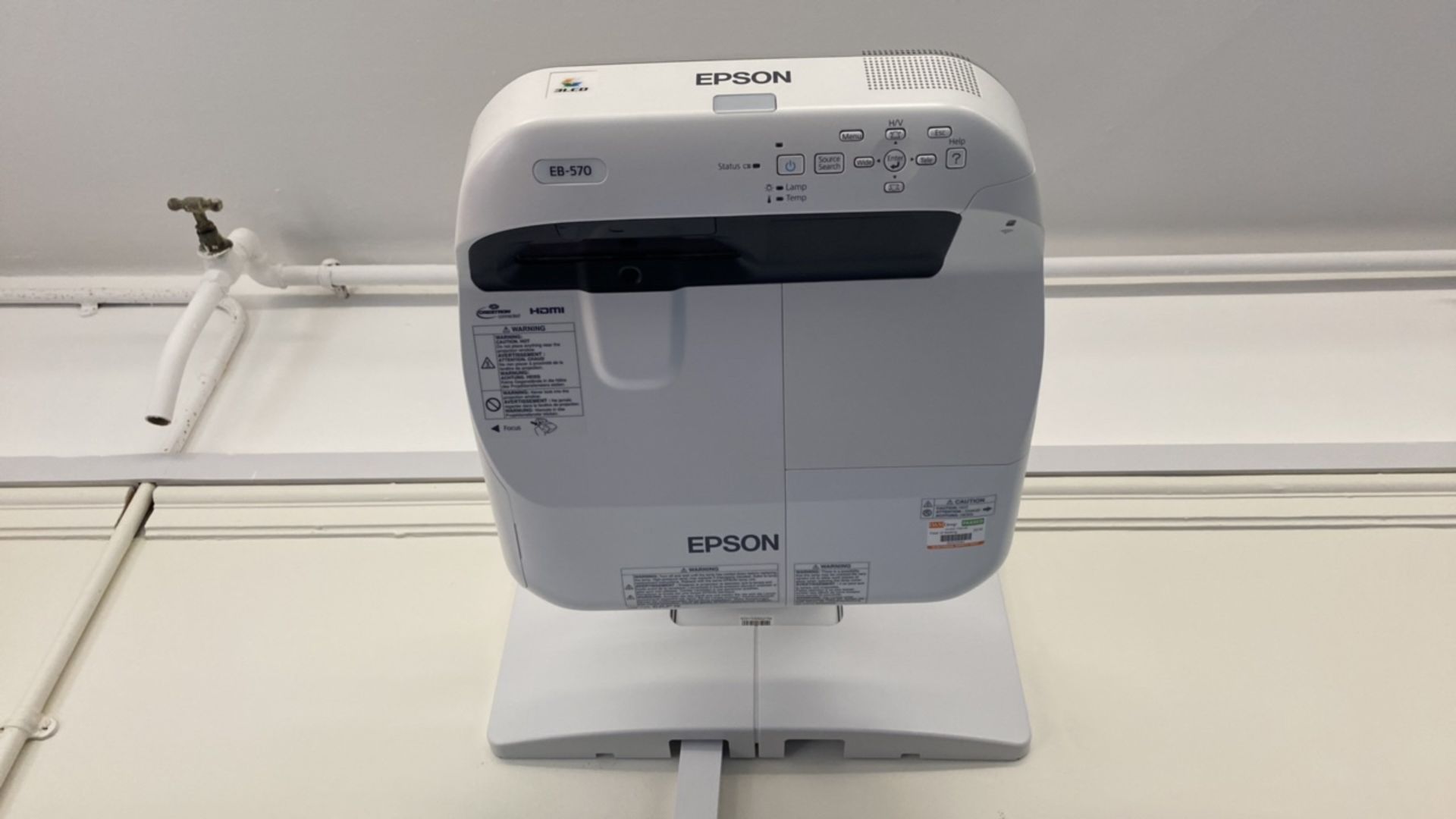 Epson EB-570 Projector - Image 2 of 5