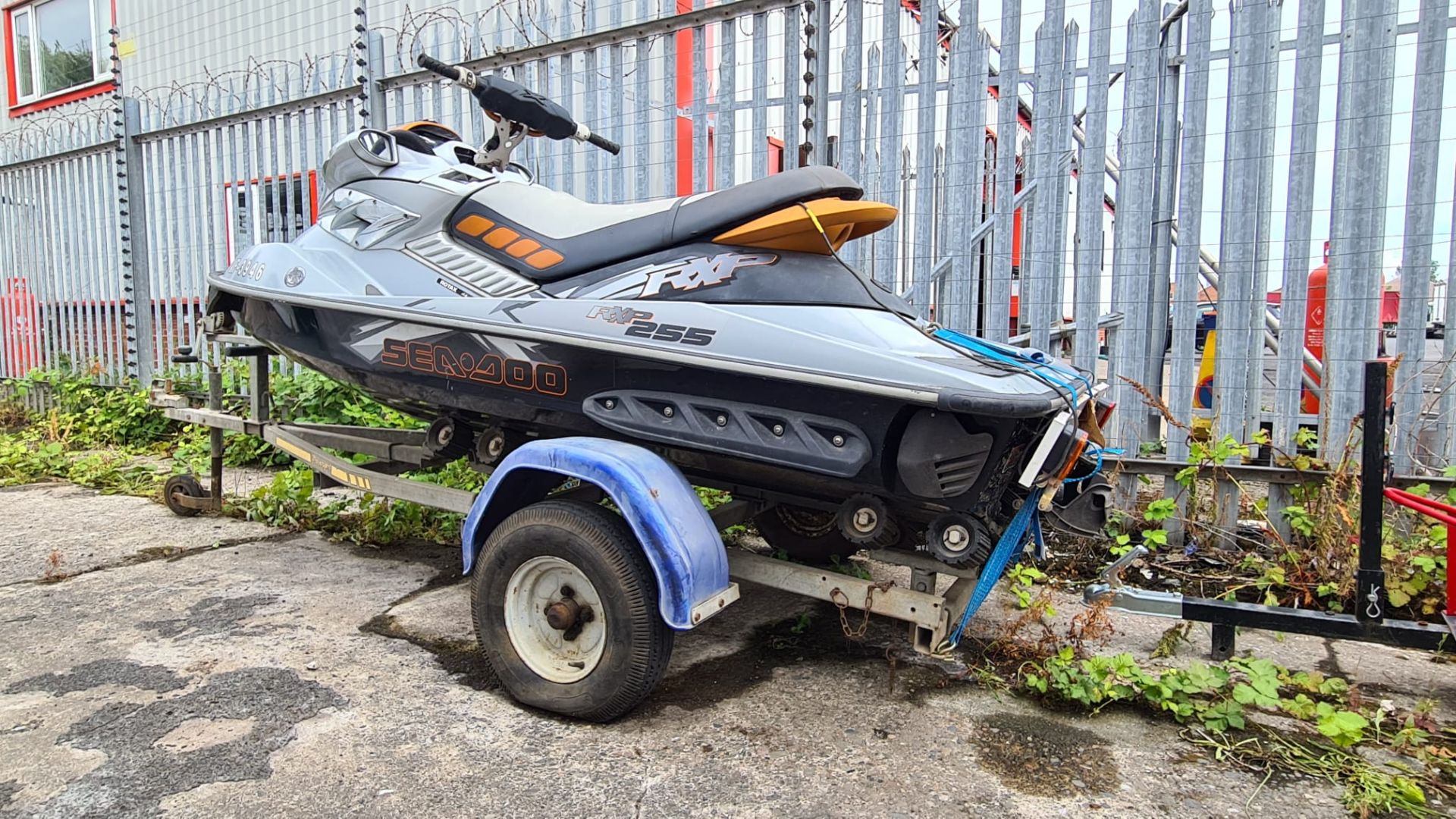 SEADOO Jet Ski & Trailer (non runner) - NO RESERVE - Image 3 of 6