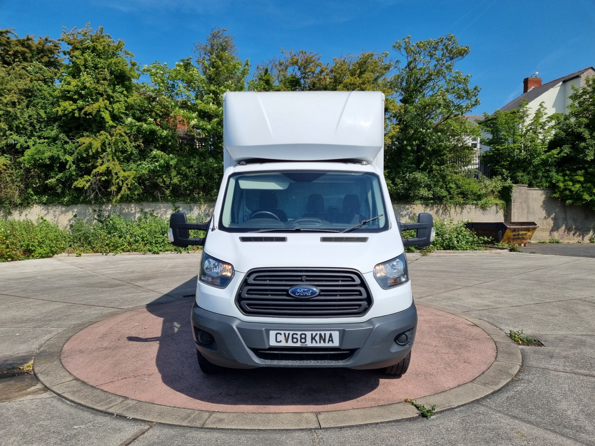 2018 Transit Luton with tail lift - Image 8 of 14