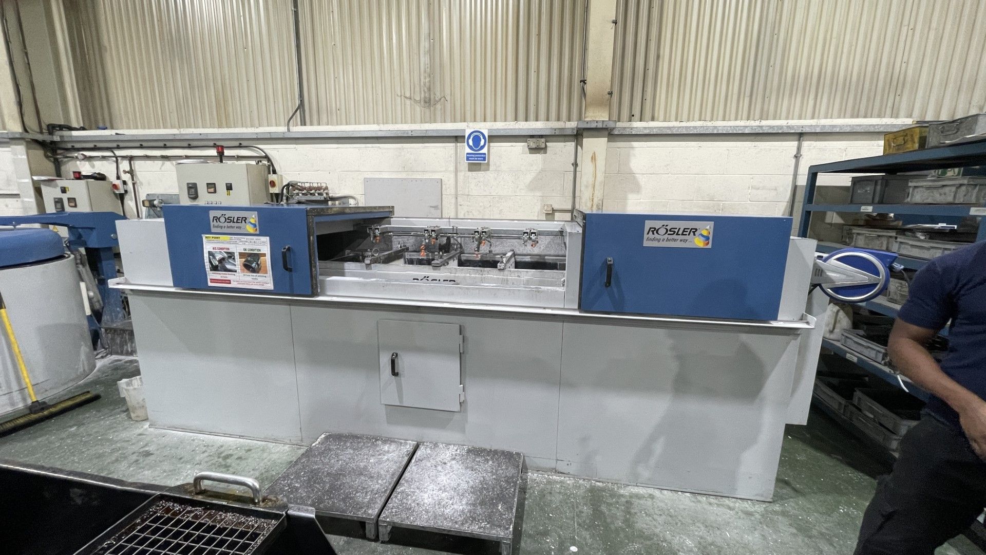 Rosler Vibratory Polisher trough - Image 3 of 4