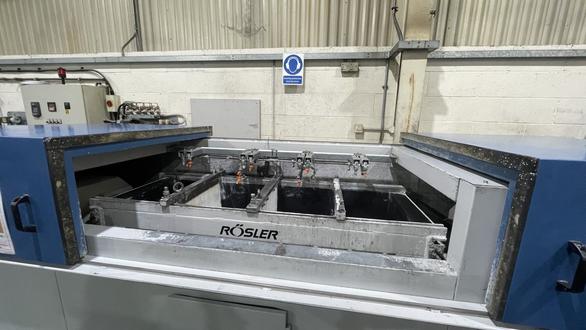 Rosler Vibratory Polisher trough - Image 2 of 4