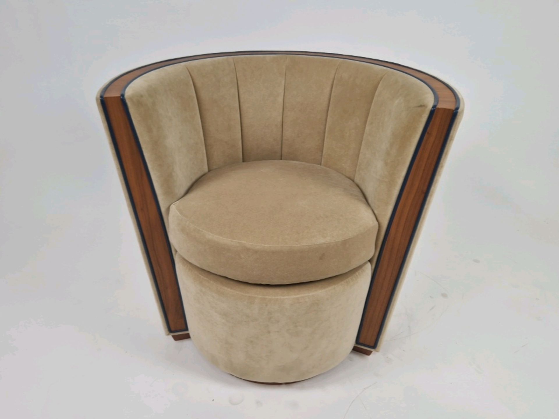 Bespoke David Linley Deco Tub Chair Made for Claridge's Suites - Bild 3 aus 6