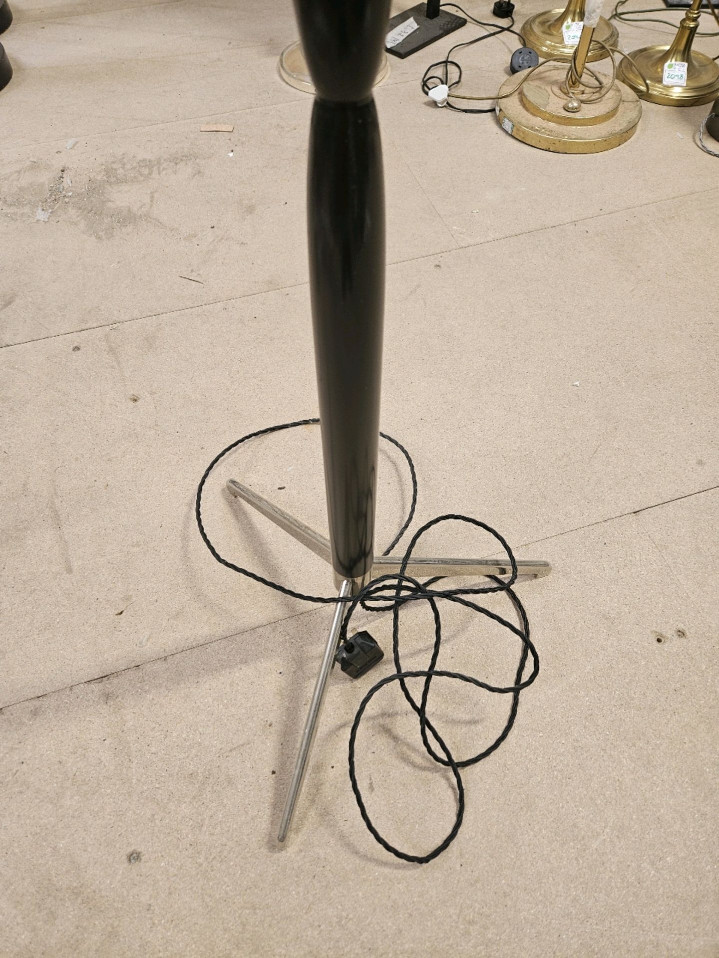 Modern Floor Lamp - Image 3 of 3