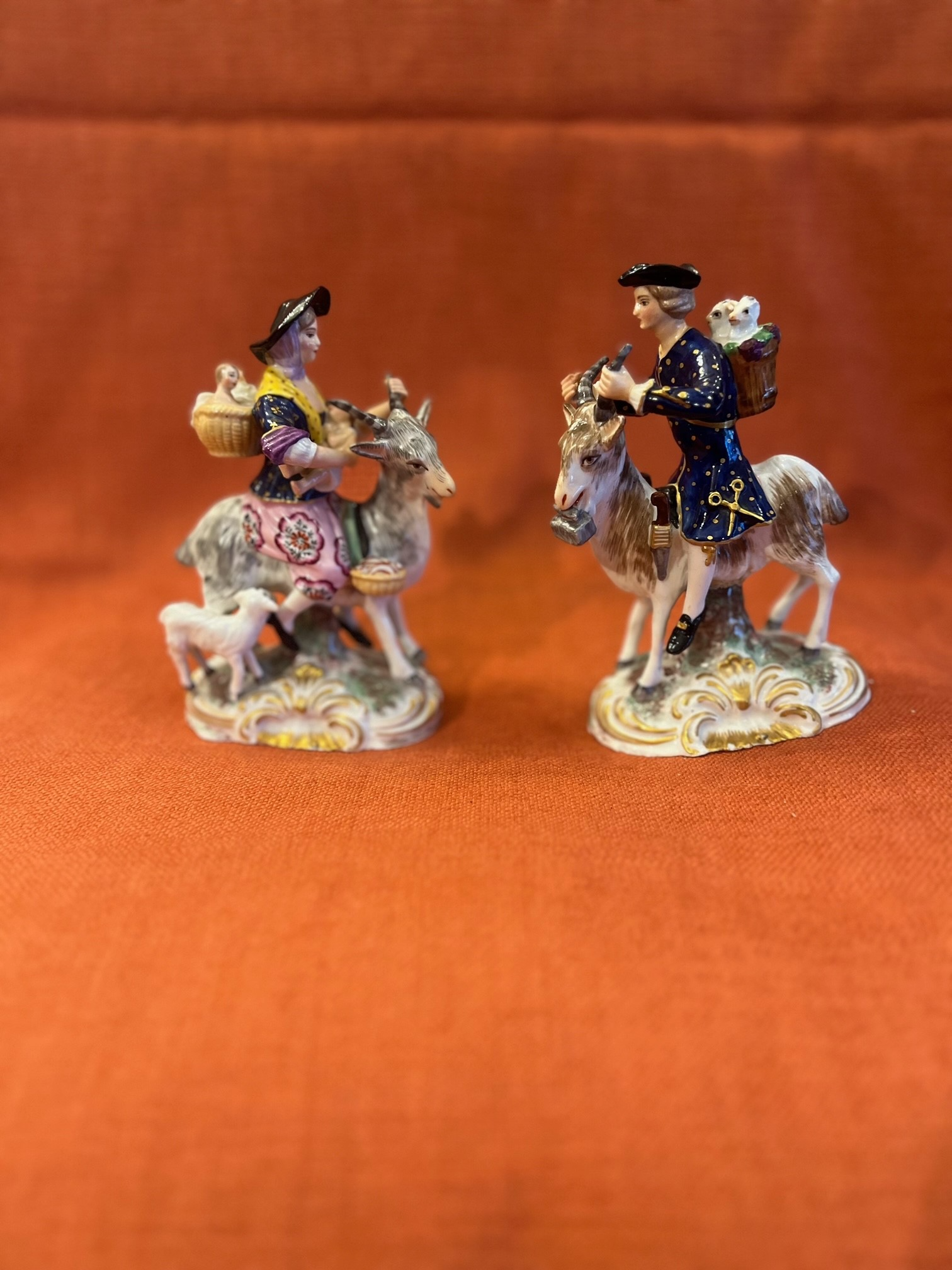A fine pair of porcelain figures of the tailor and his wife, high quality figures. - Image 9 of 16