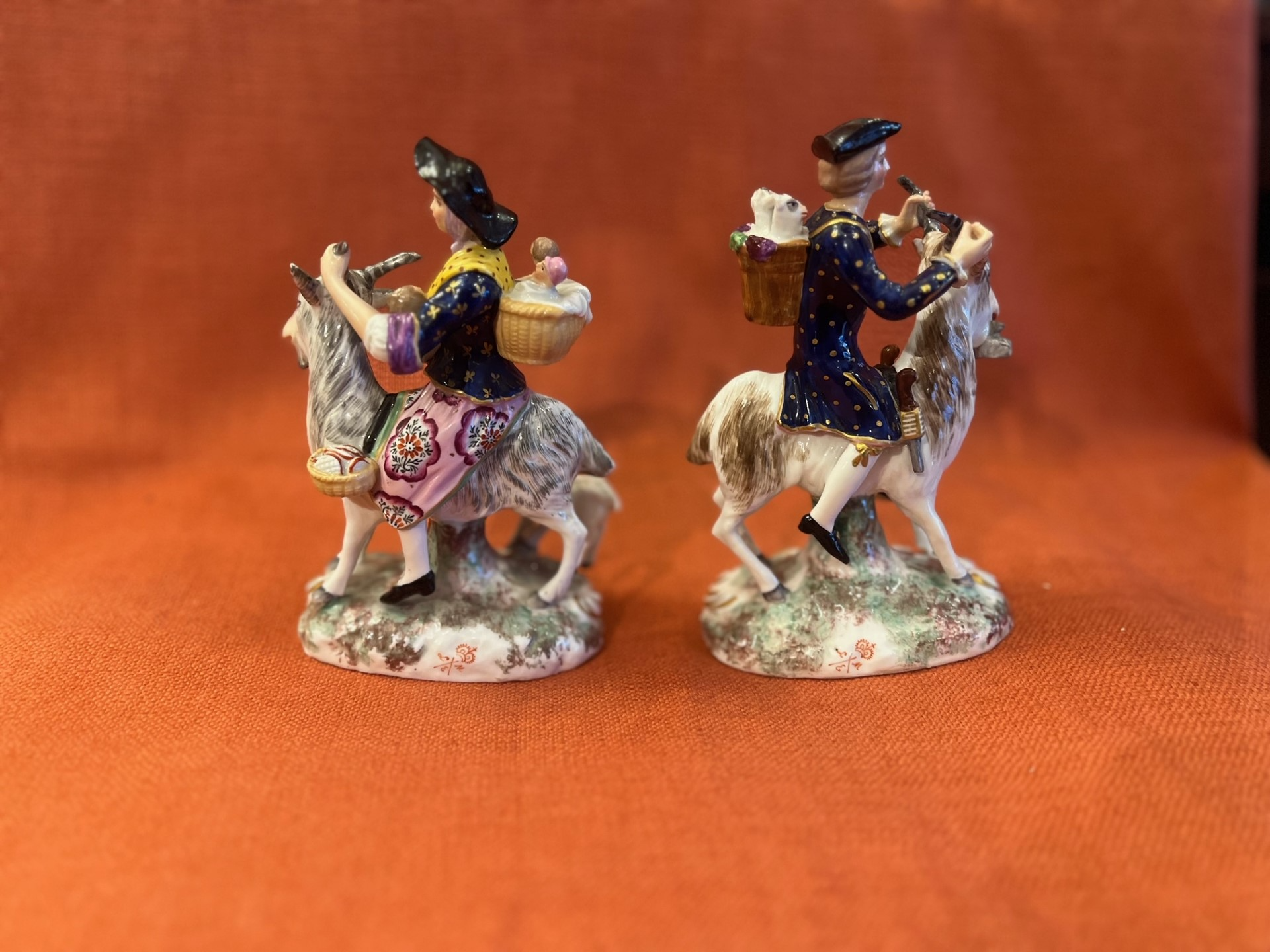 A fine pair of porcelain figures of the tailor and his wife, high quality figures. - Image 14 of 16