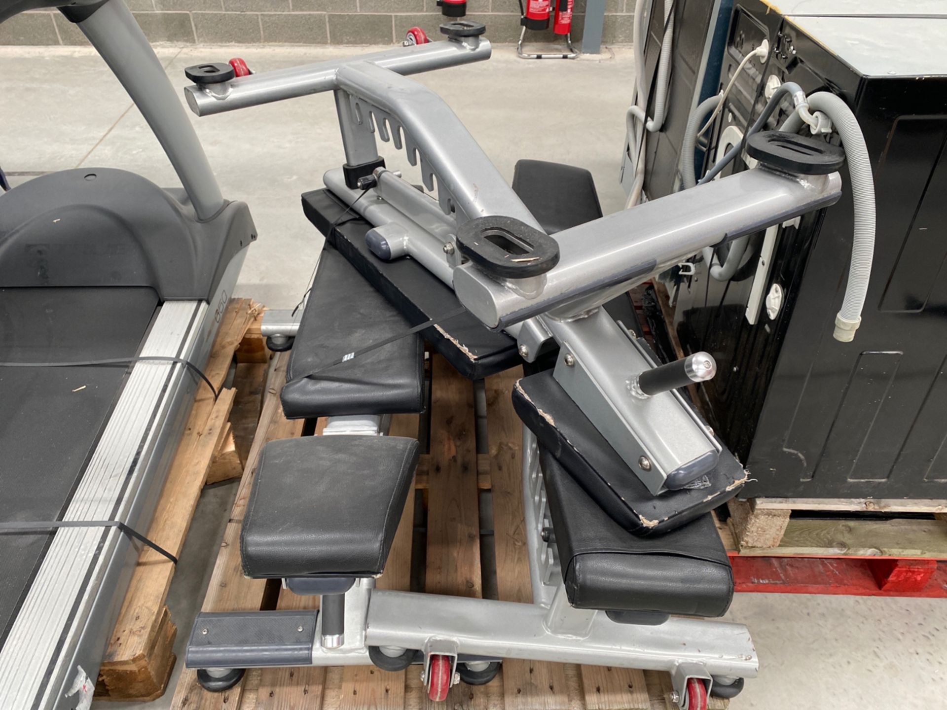 Adjustable Gym Bench - Image 7 of 8