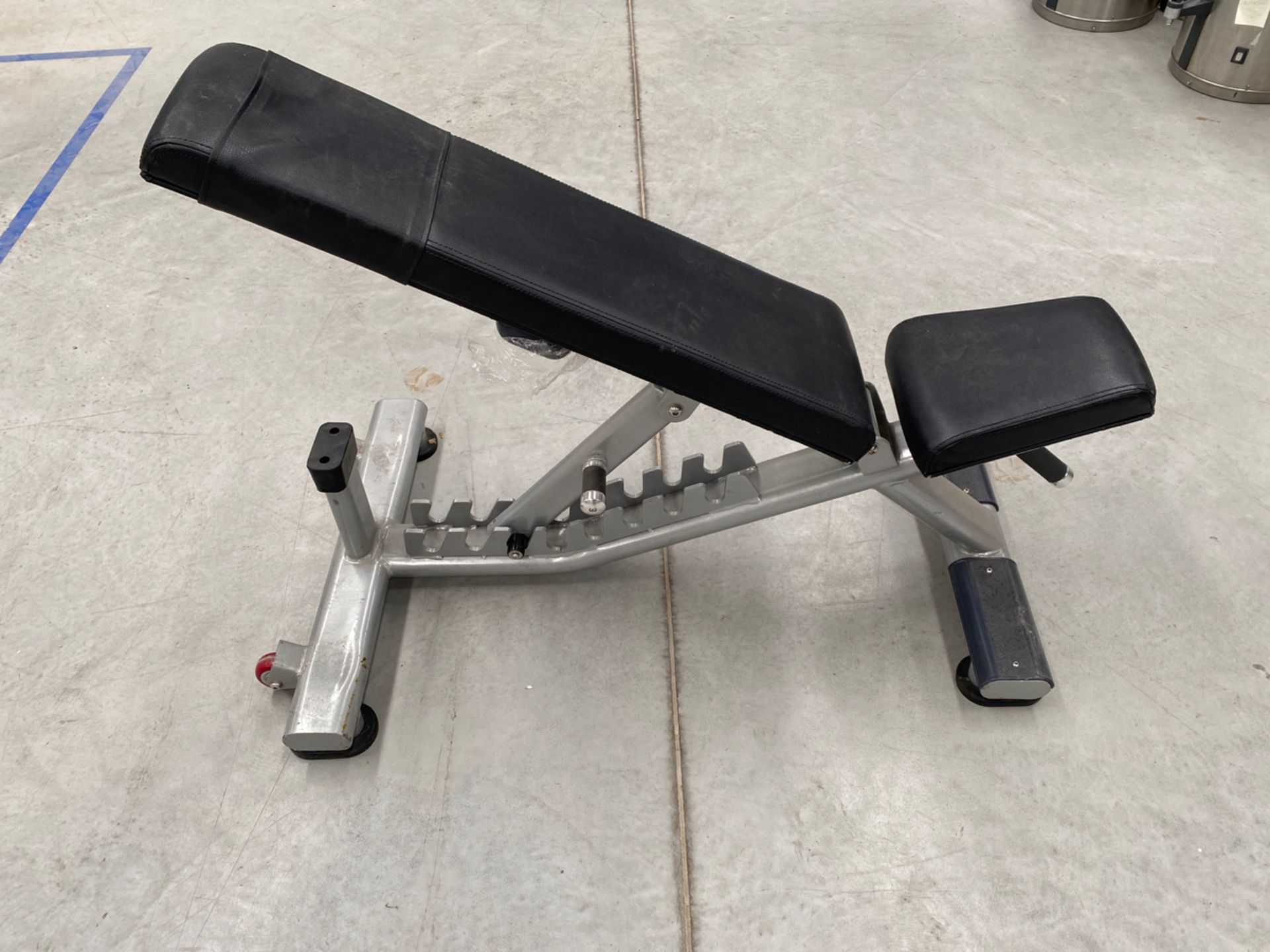 Adjustable Gym Bench - Image 4 of 8