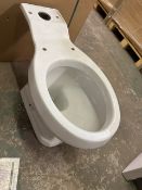 Designer 'Bayswater' Traditional Close Coupled Toilet Pan in White, RRP £339 - Brand New and boxed.
