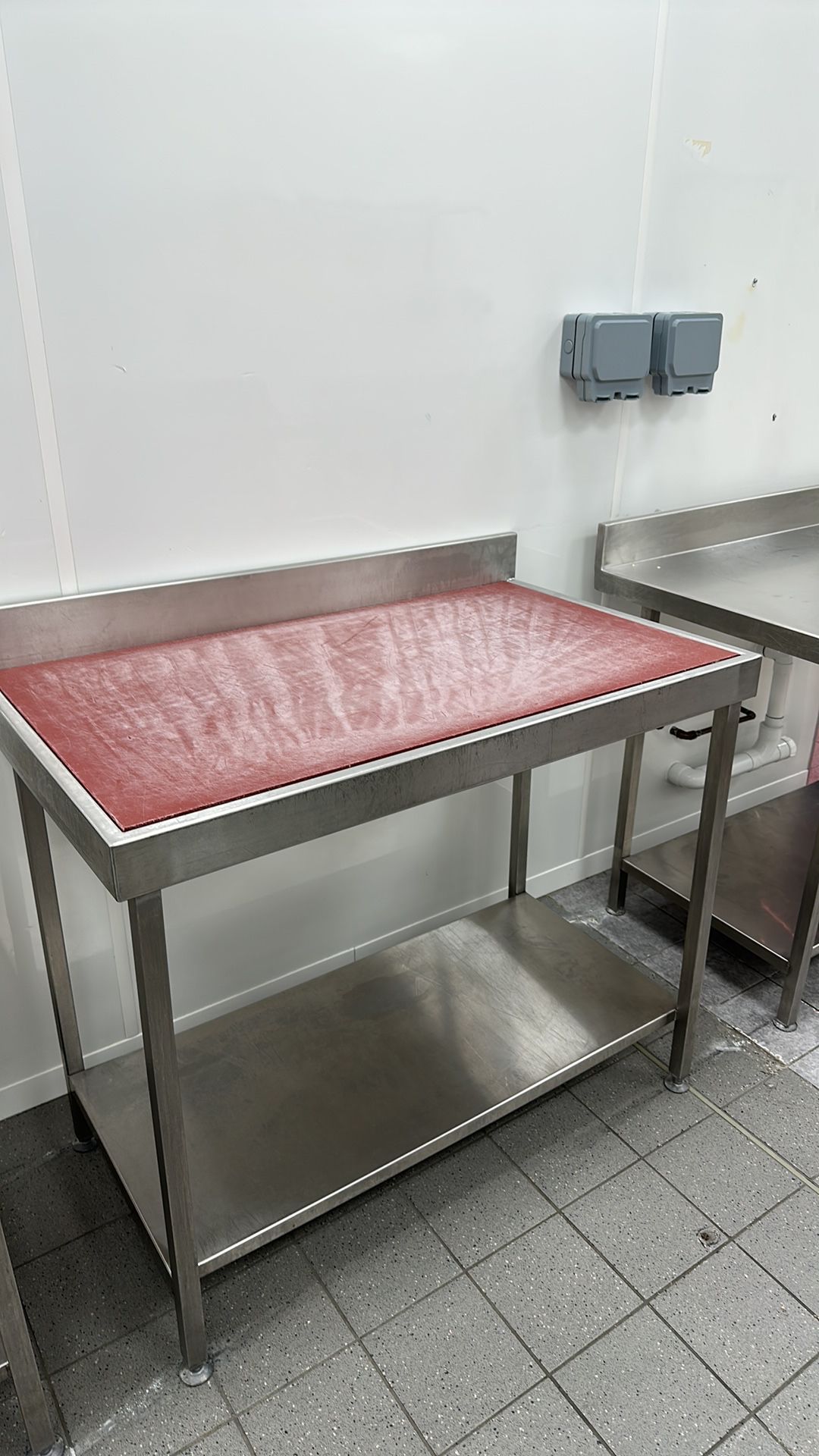 Stainless Steel Counter Worktop with chopping board - Image 4 of 4