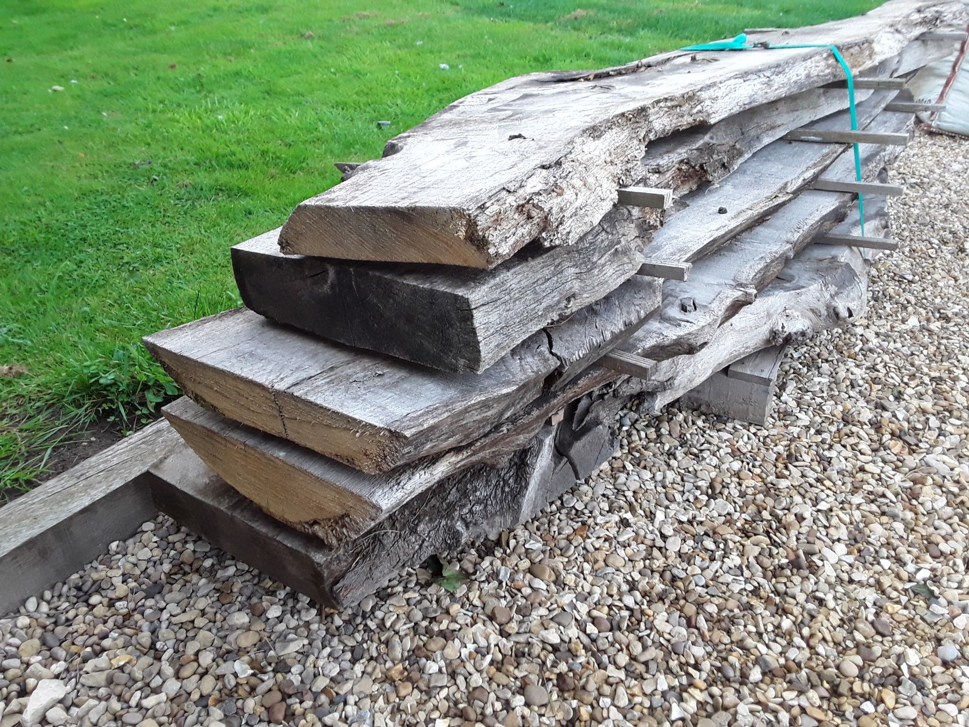 5x Hardwood Air Dried Sawn Waney Edge / Live Edge English Oak Slabs - Image 3 of 5