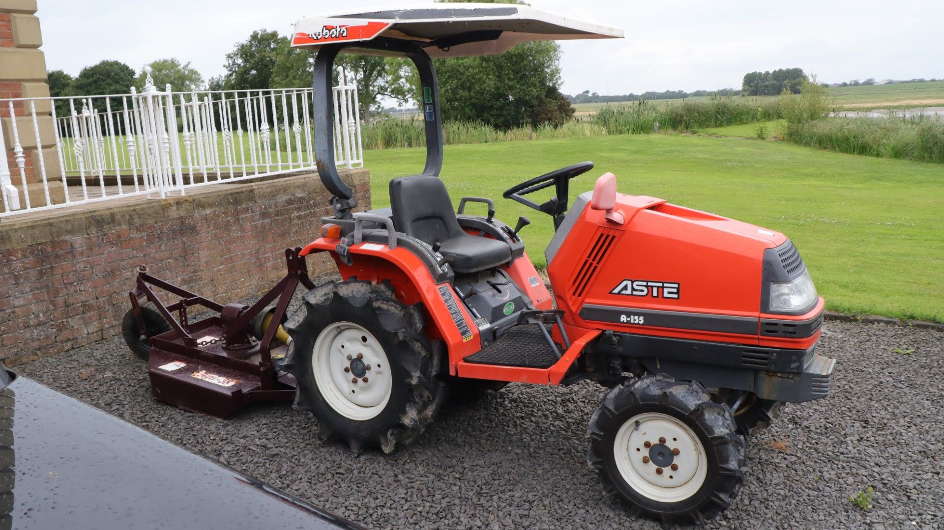 2008/2009 Kubota Compact Tractor ***Reserve Reduced*** - Image 2 of 5