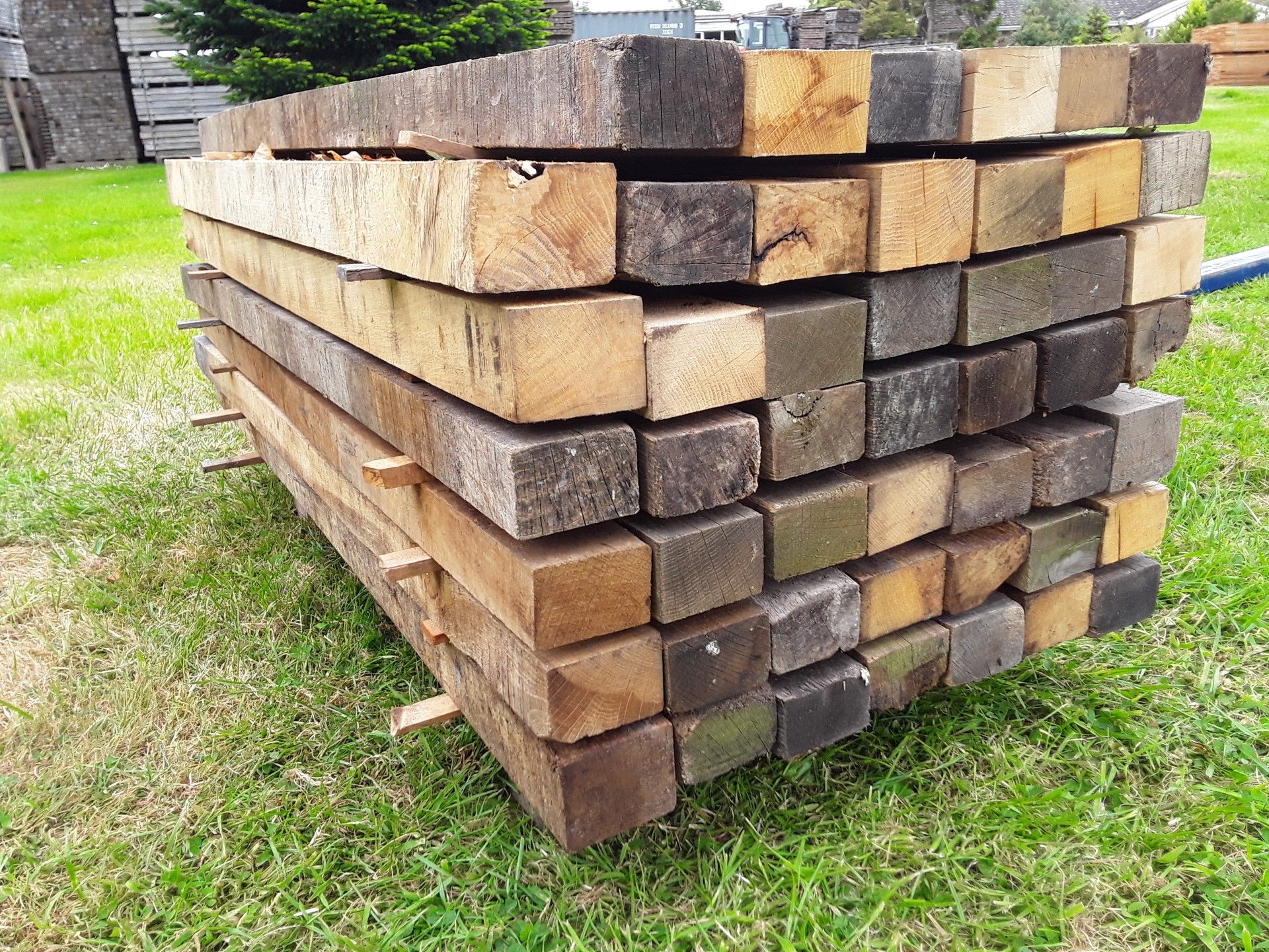 49 x Hardwood Seasoned Sawn English Oak Posts - Image 3 of 5