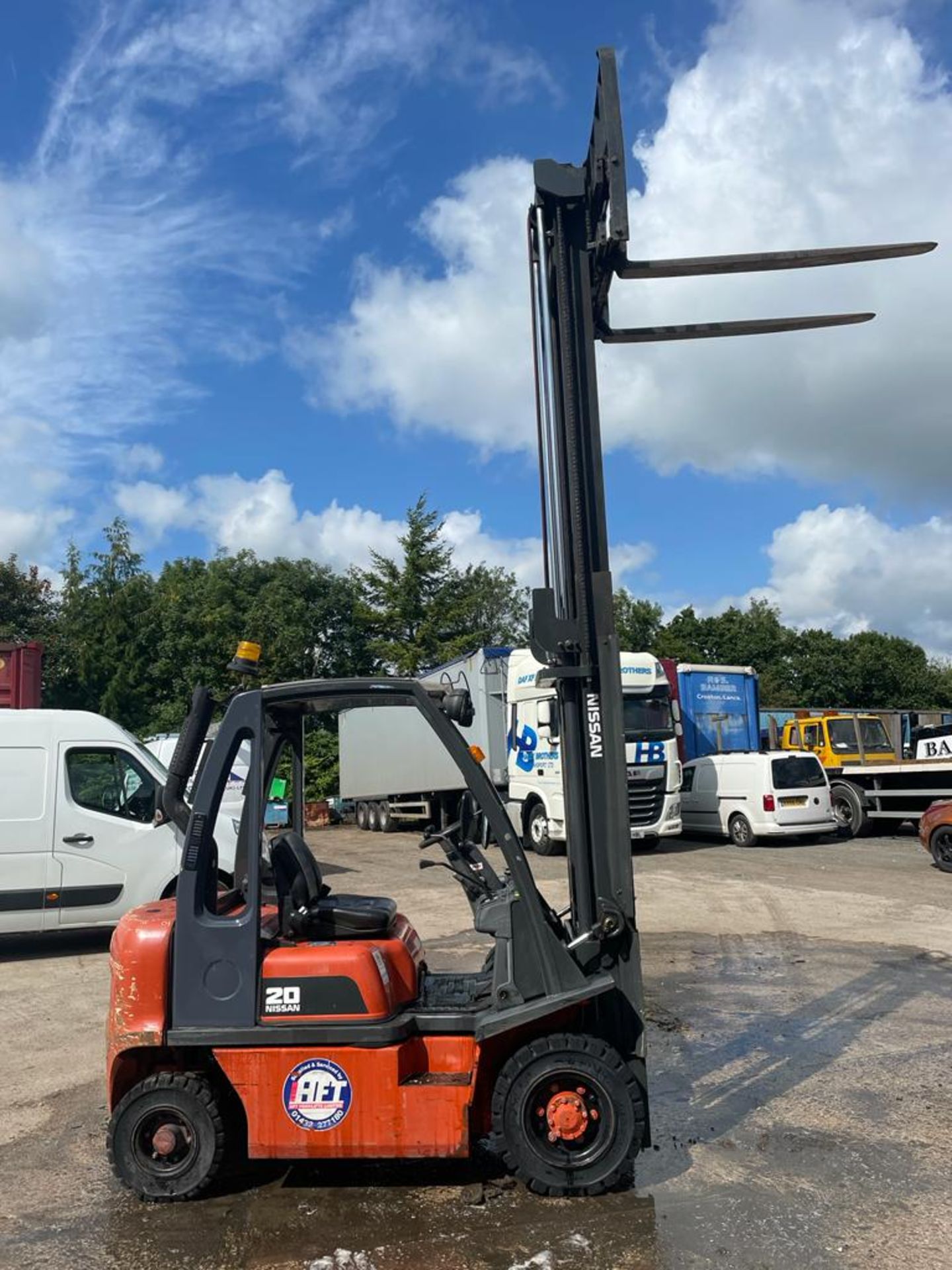 NISSAN 2.0 Ton Diesel Forklift - Image 3 of 8